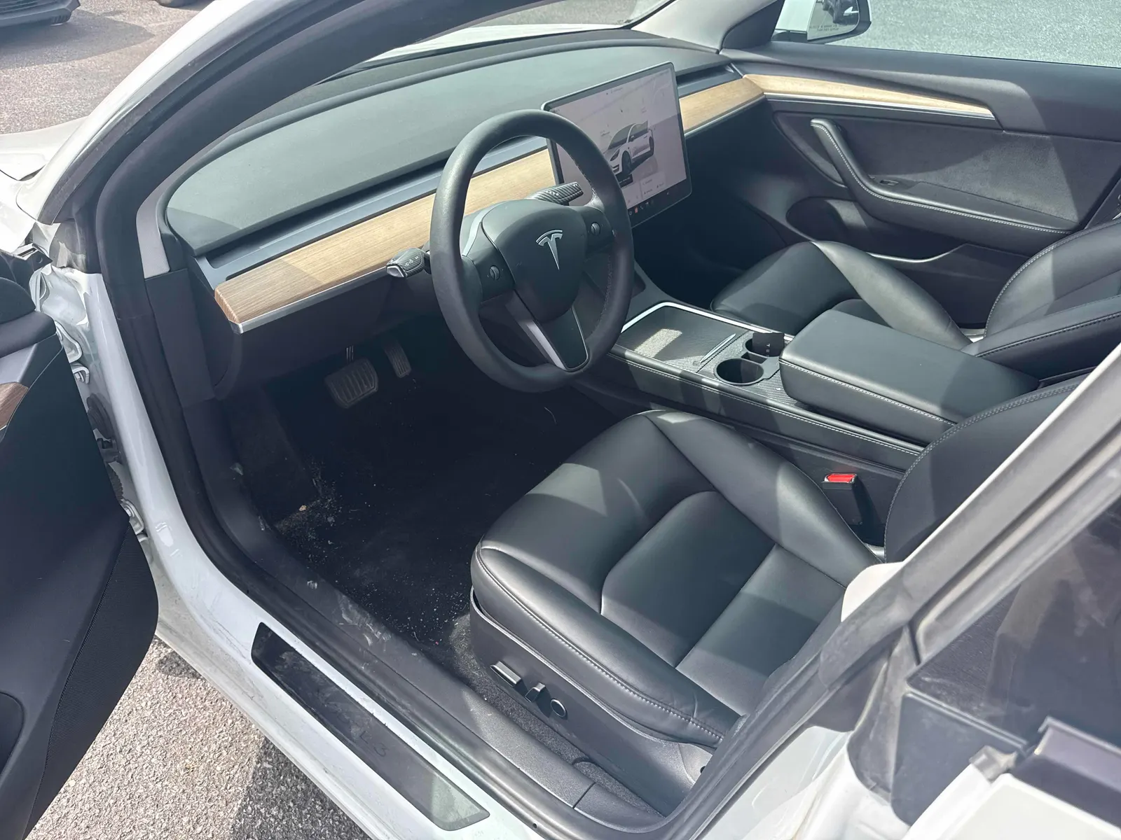 Interior driver side