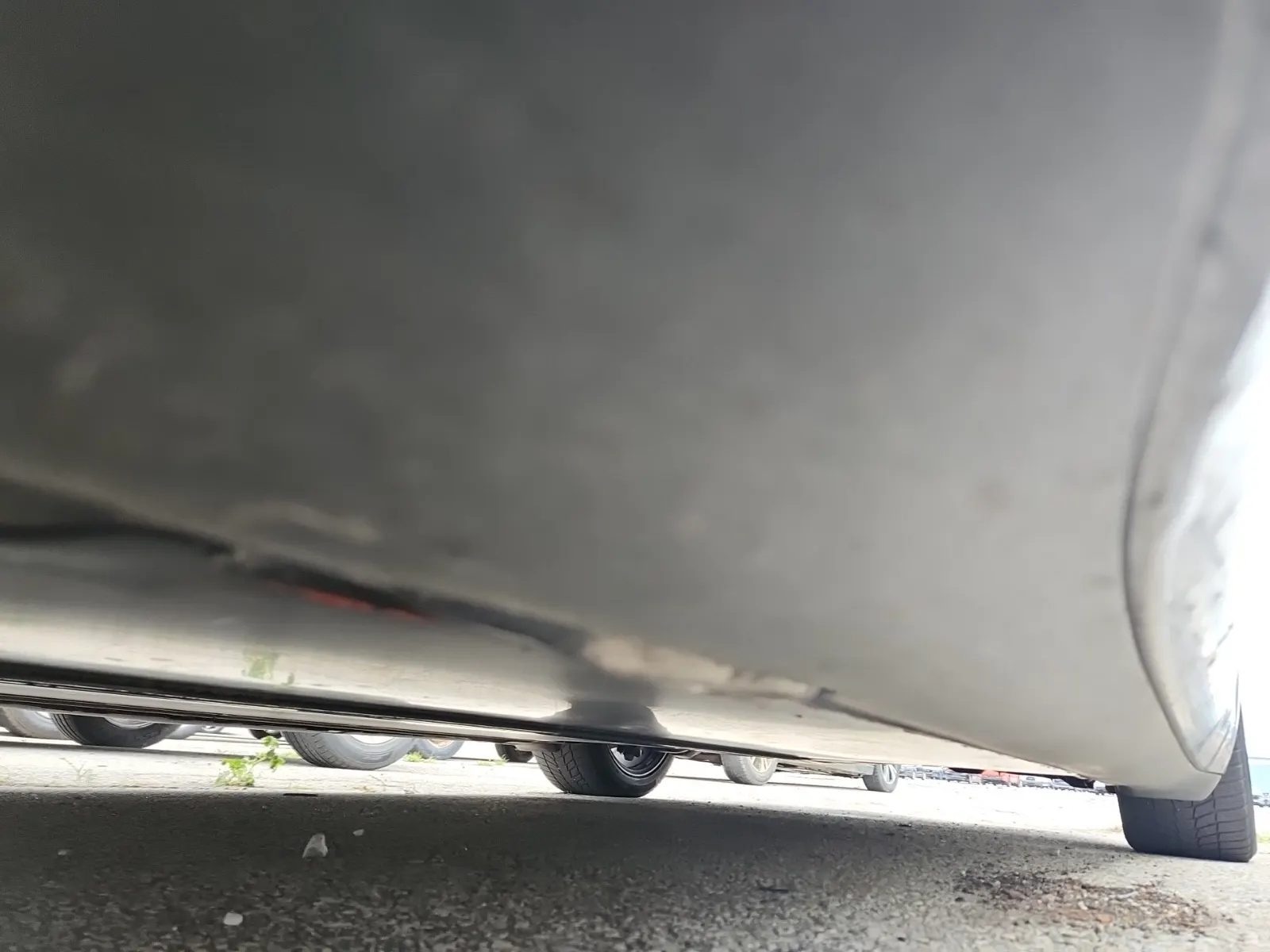 Undercarriage - Driver Photo