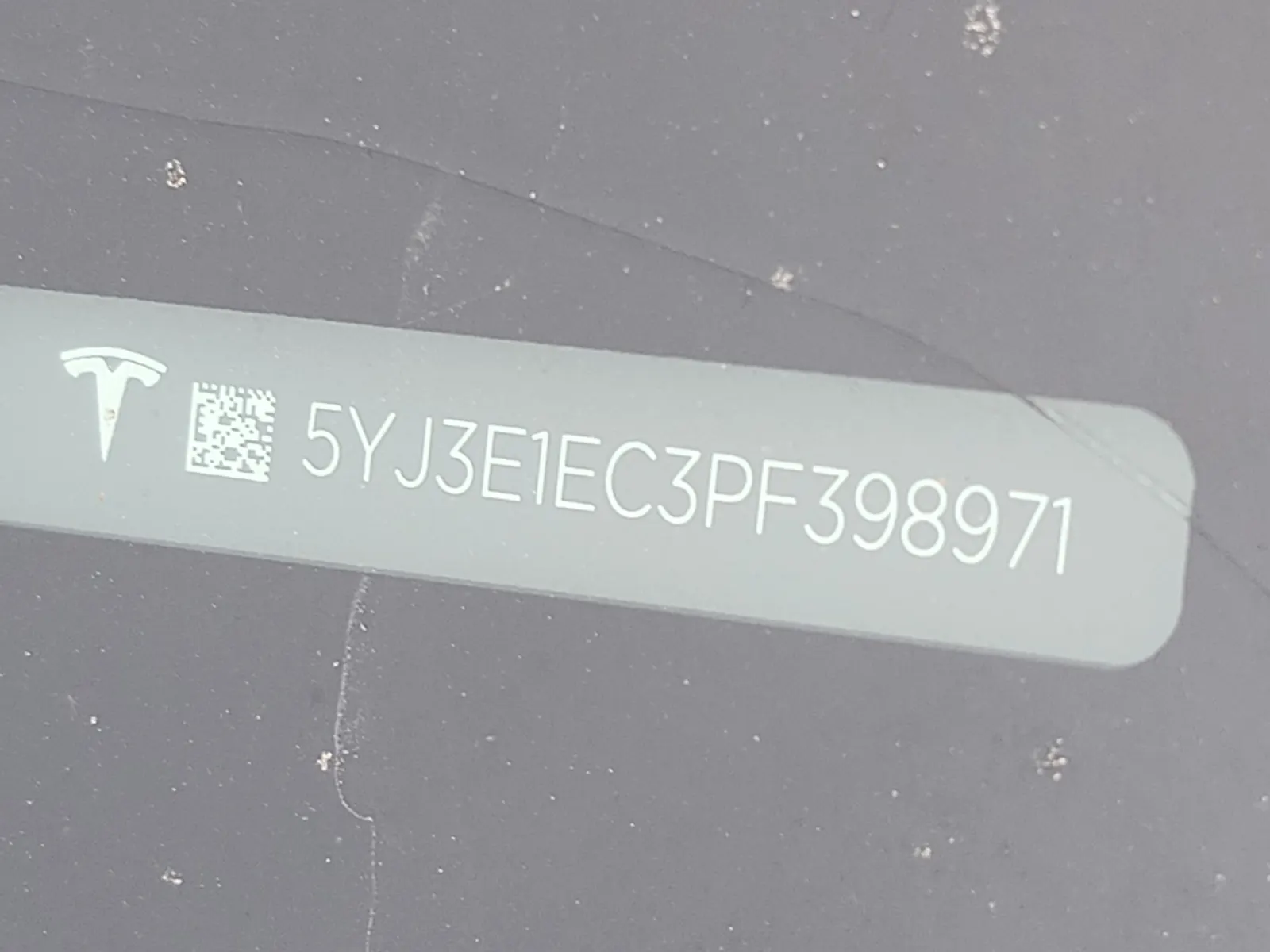 Dash VIN Plate Photo