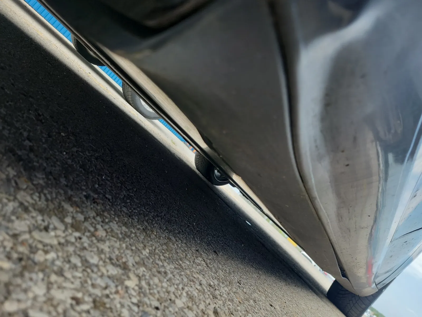 Undercarriage - Passenger Photo