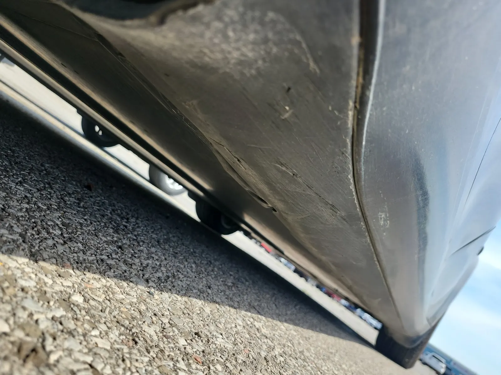 Undercarriage - Passenger Photo