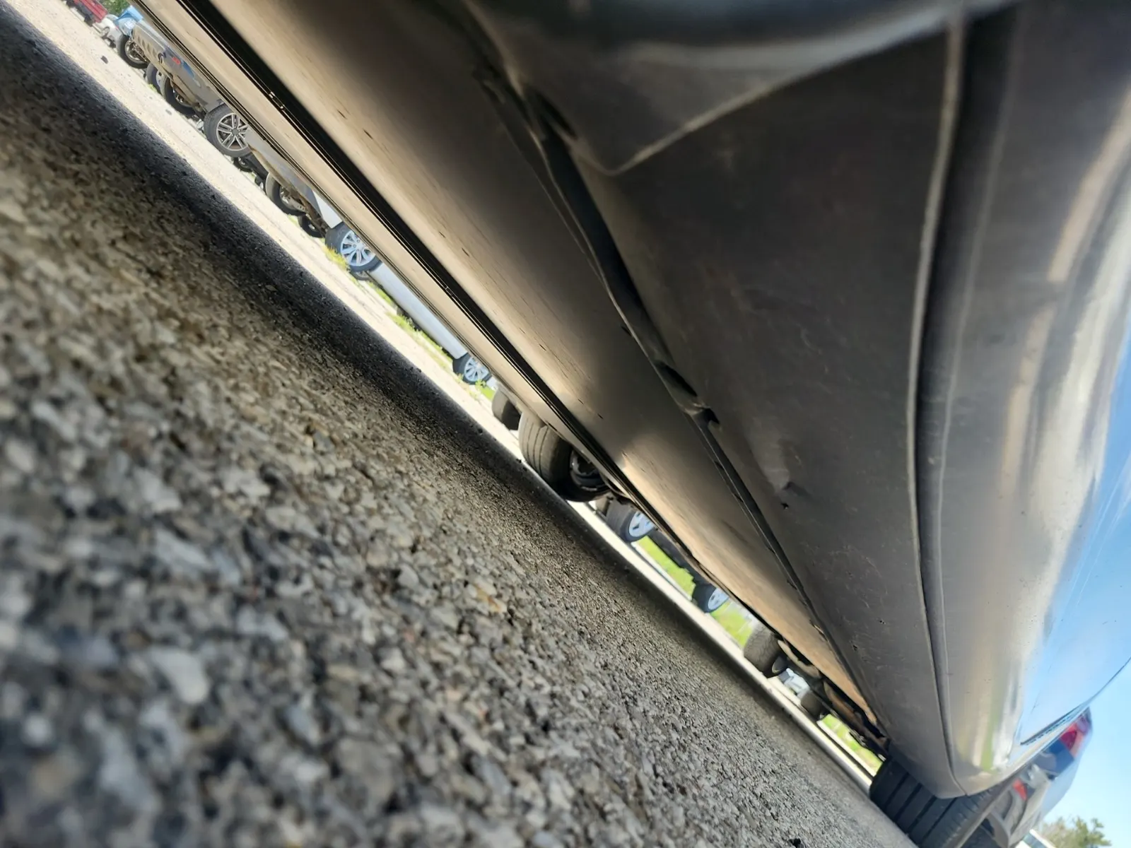 Undercarriage - Driver Photo