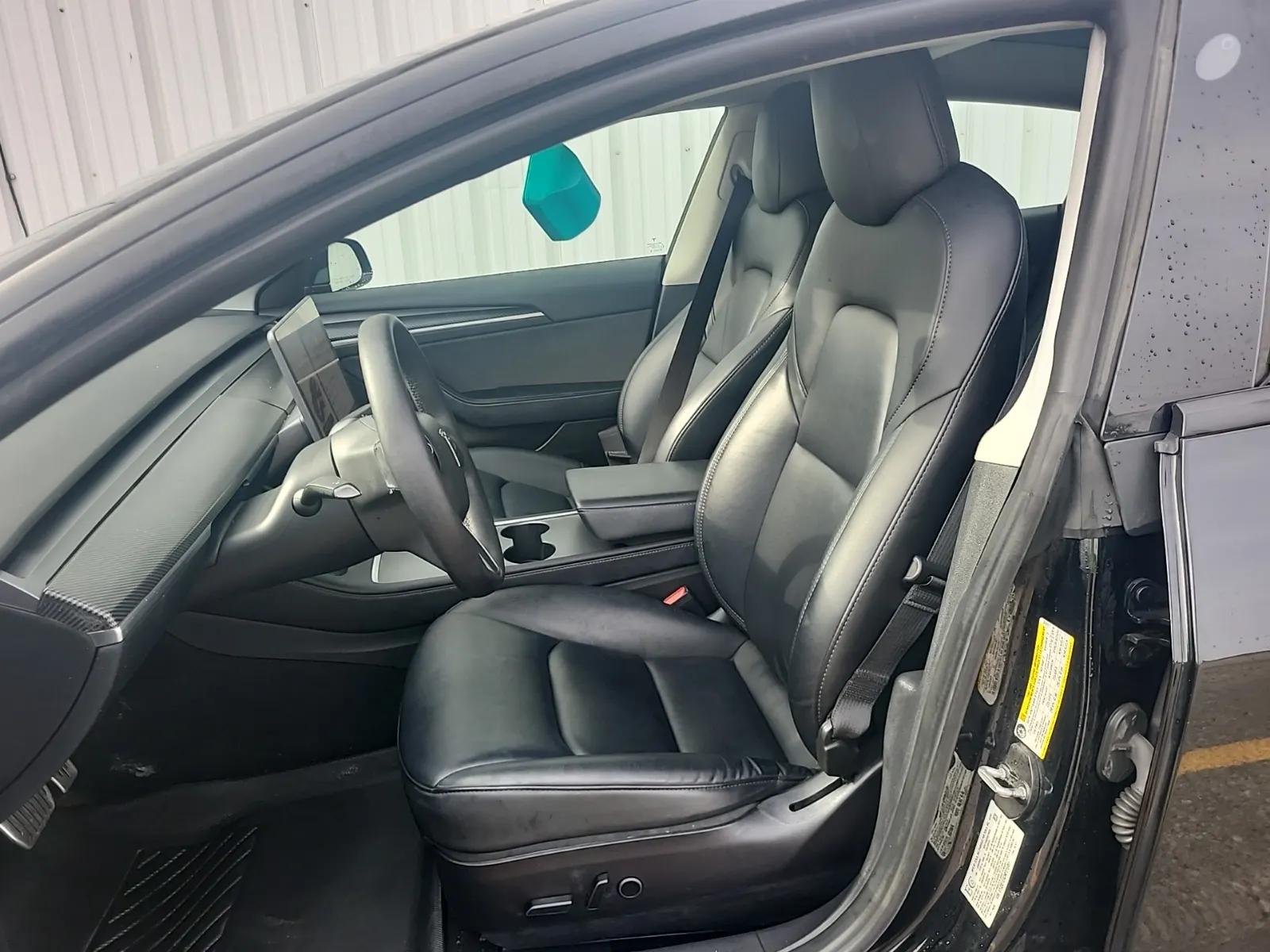 Front Interior Photo