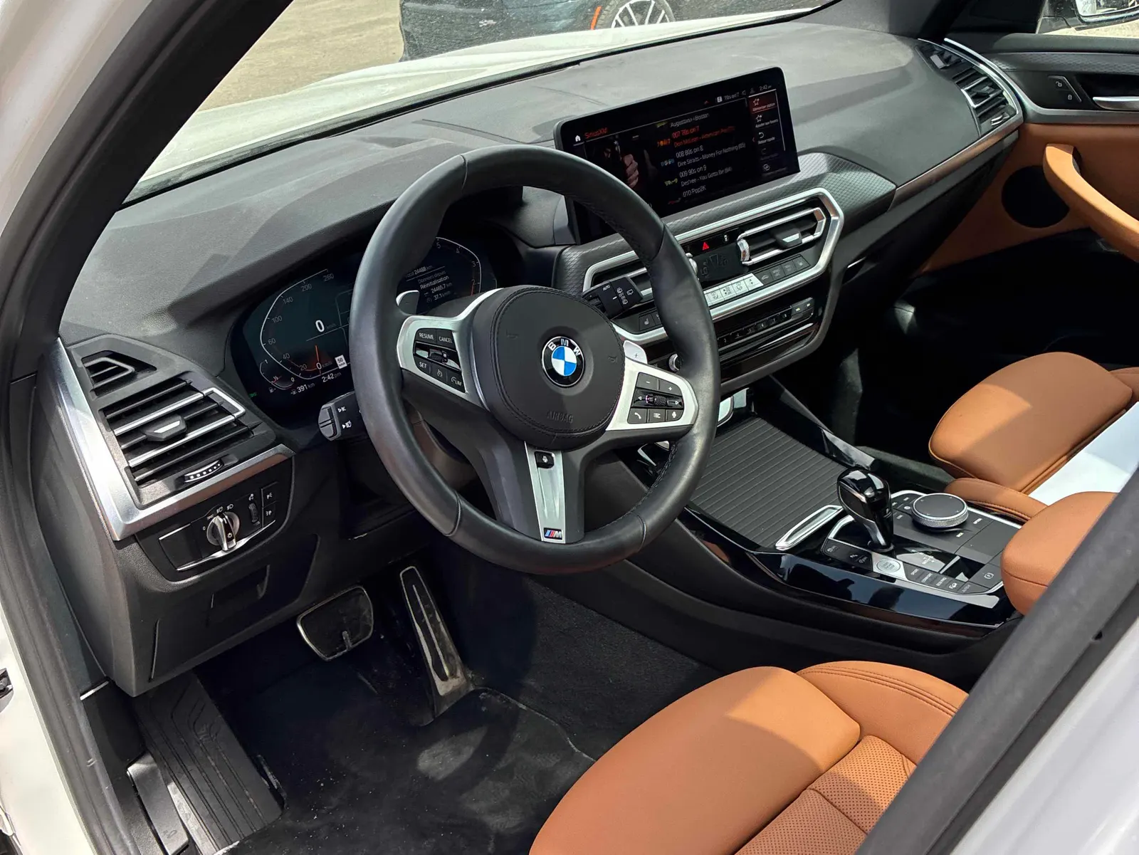 Interior driver side