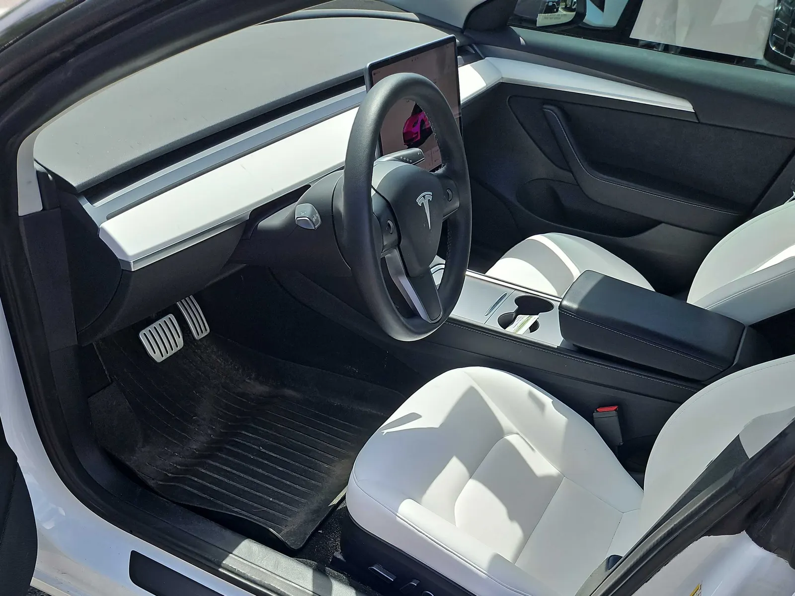 Interior driver side