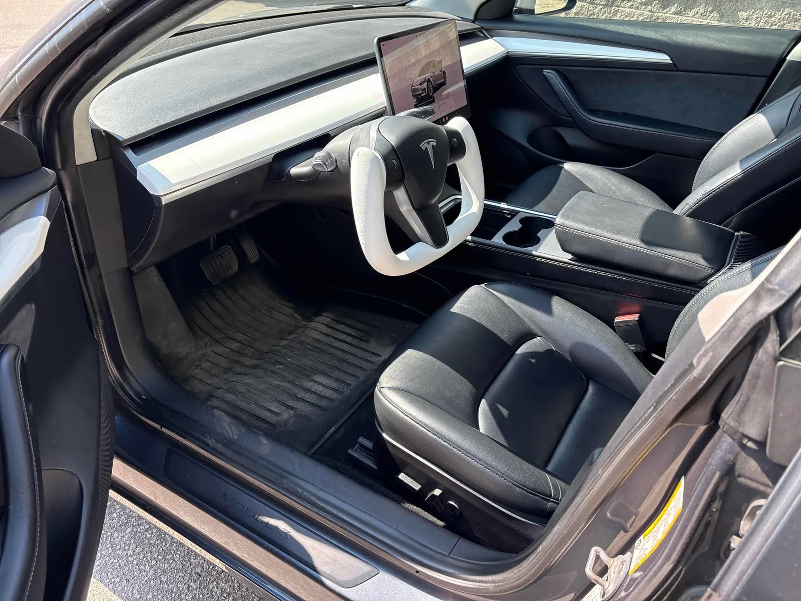 Interior driver side