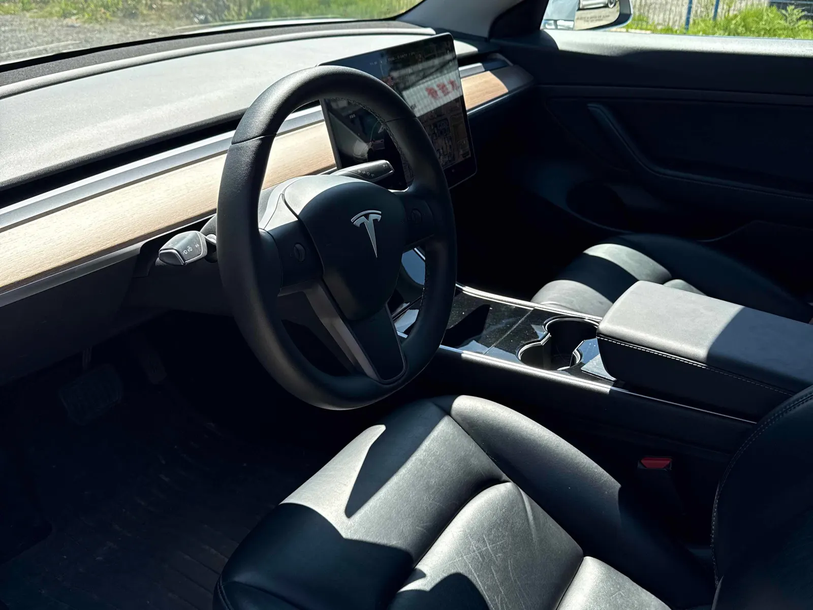 Interior driver side