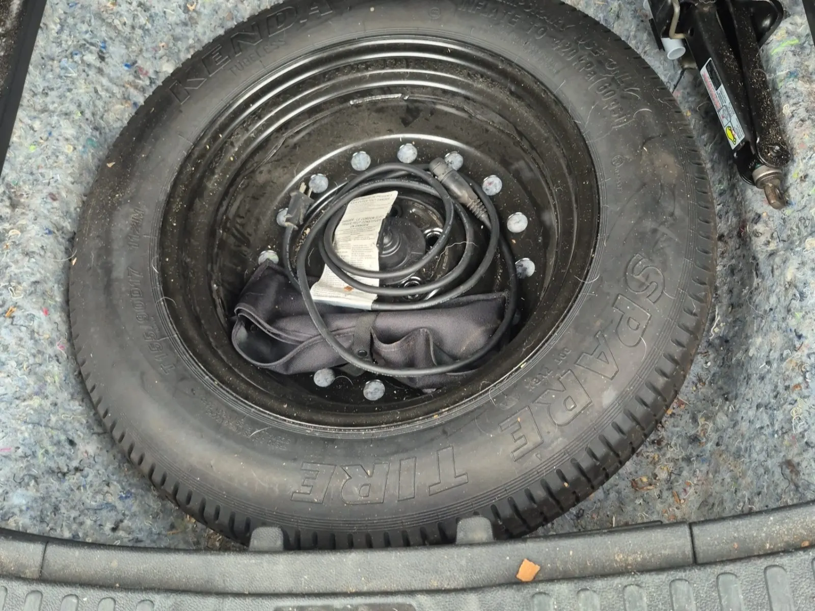 Spare Tire & Wheel Photo