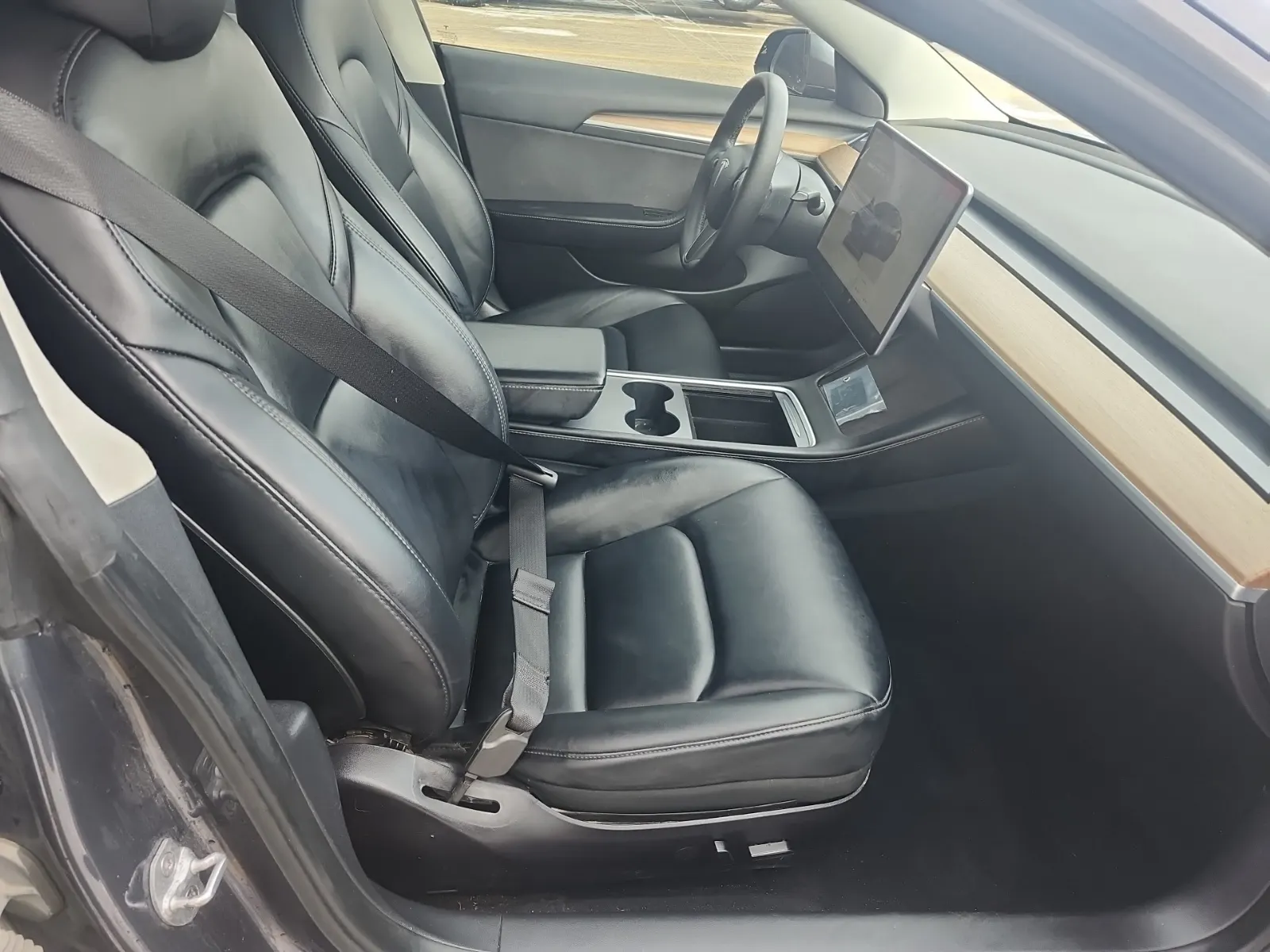 Right Side Interior Photo