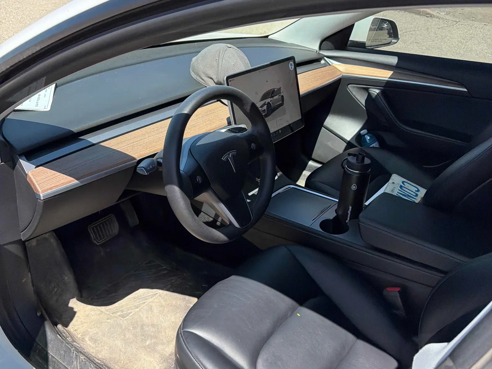 Interior driver side