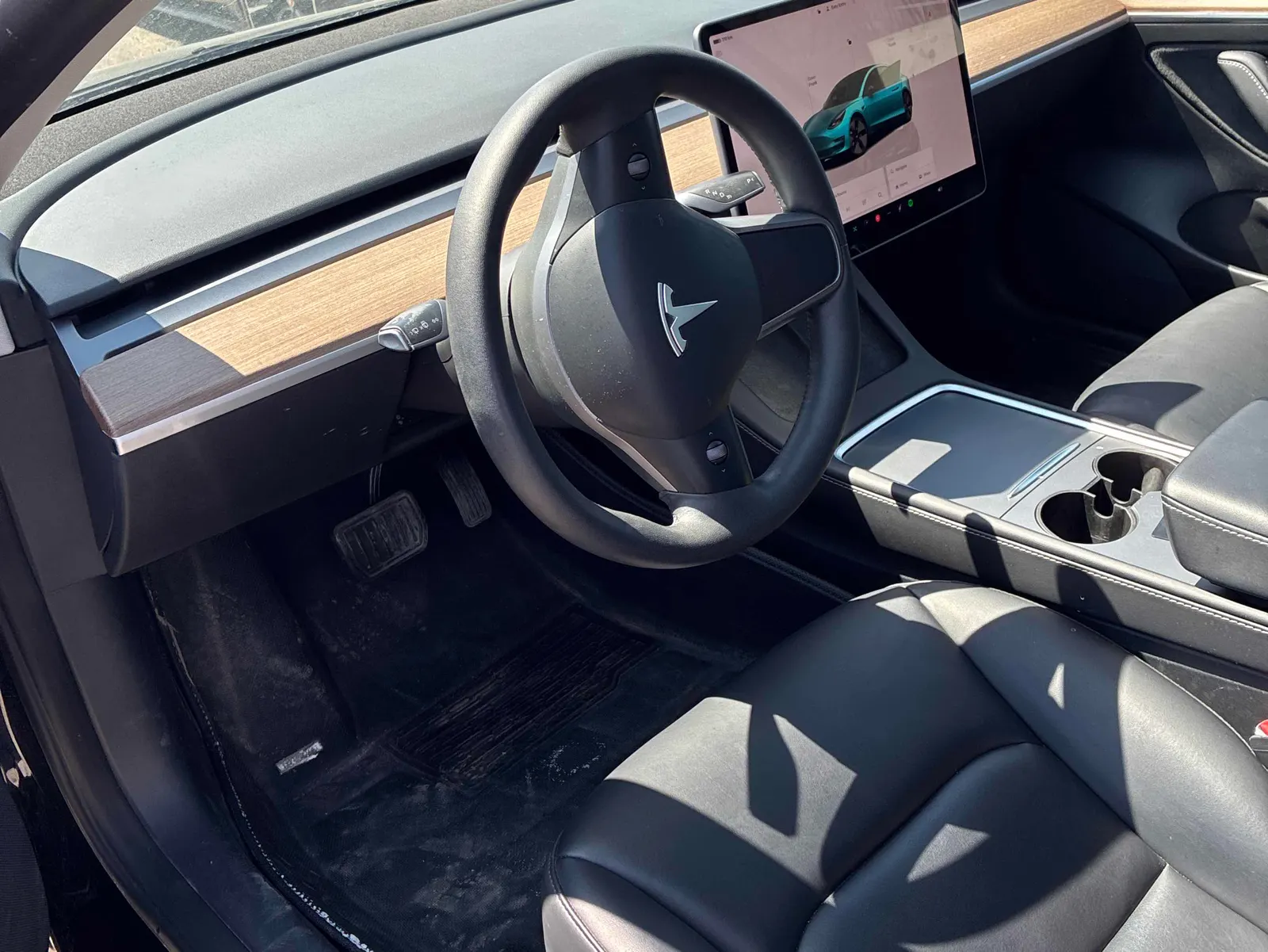 Interior driver side