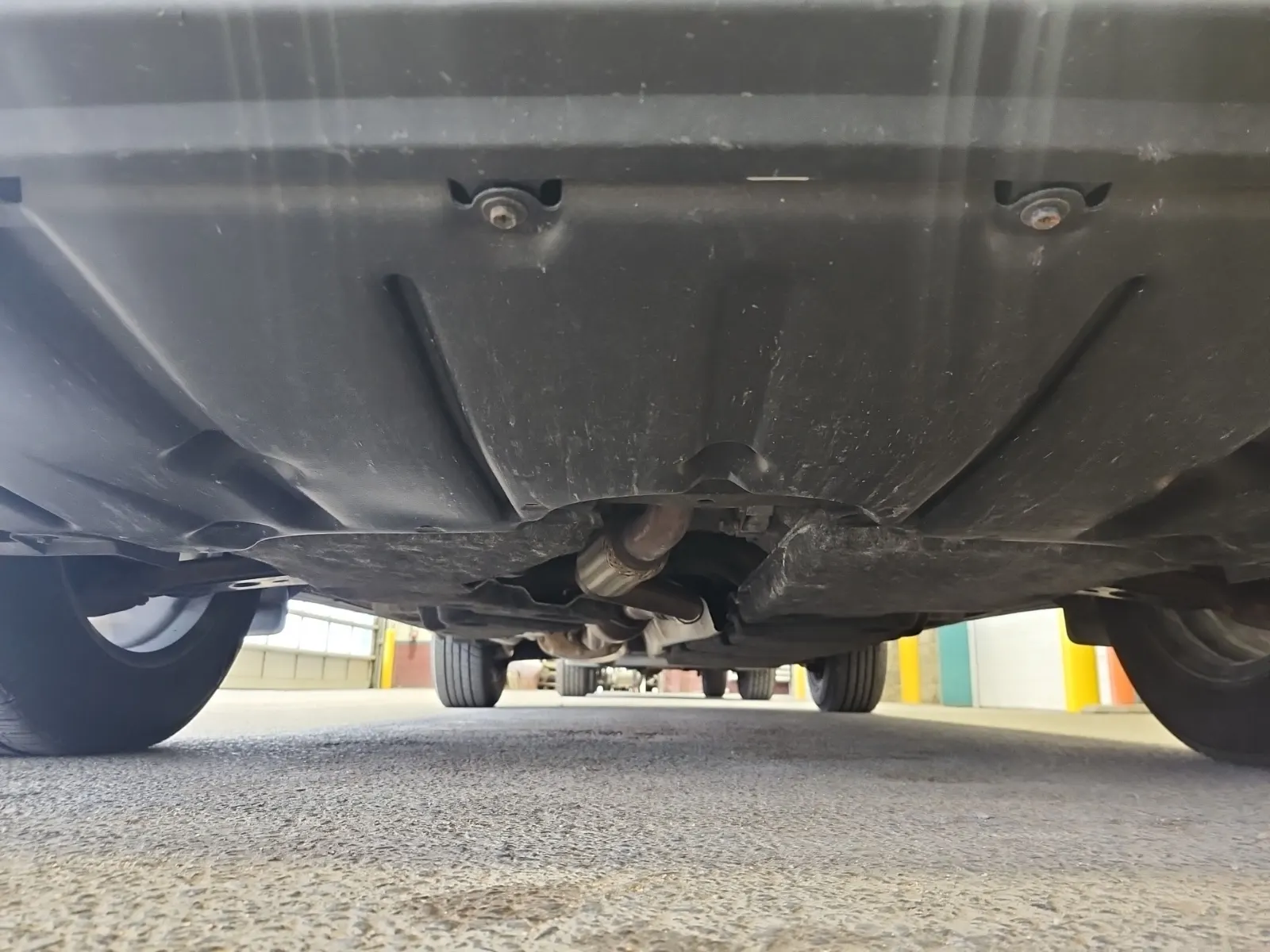 Undercarriage - Front Photo