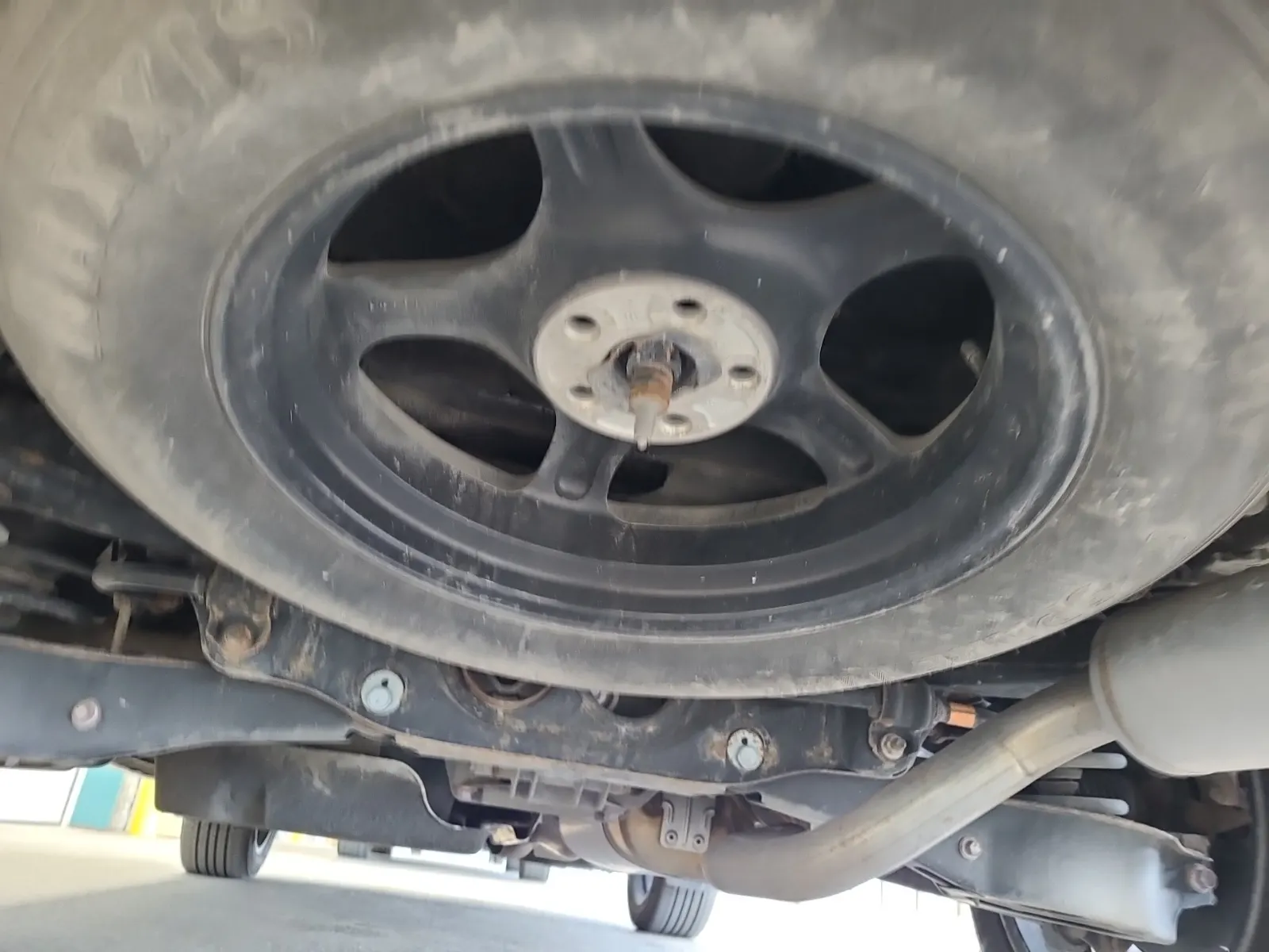 Spare Tire & Wheel Photo