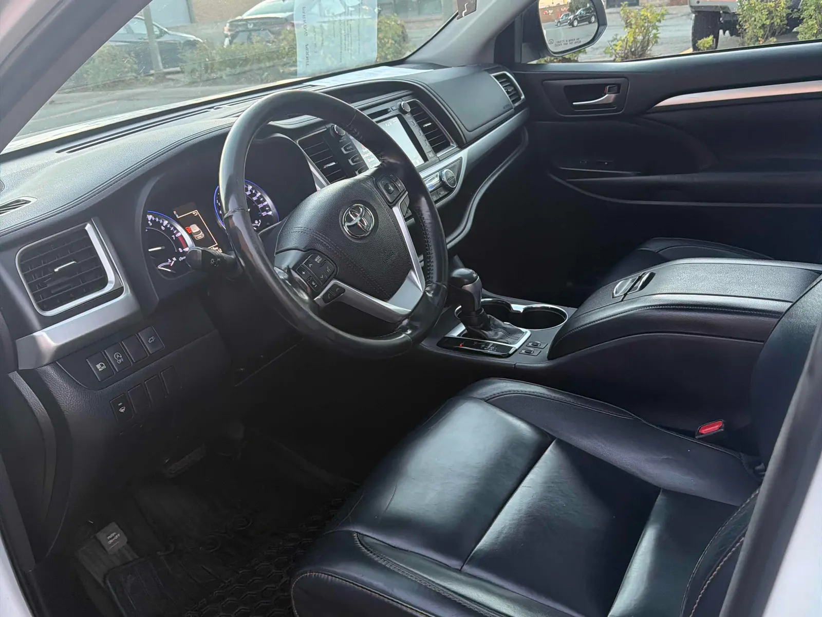 Interior driver side
