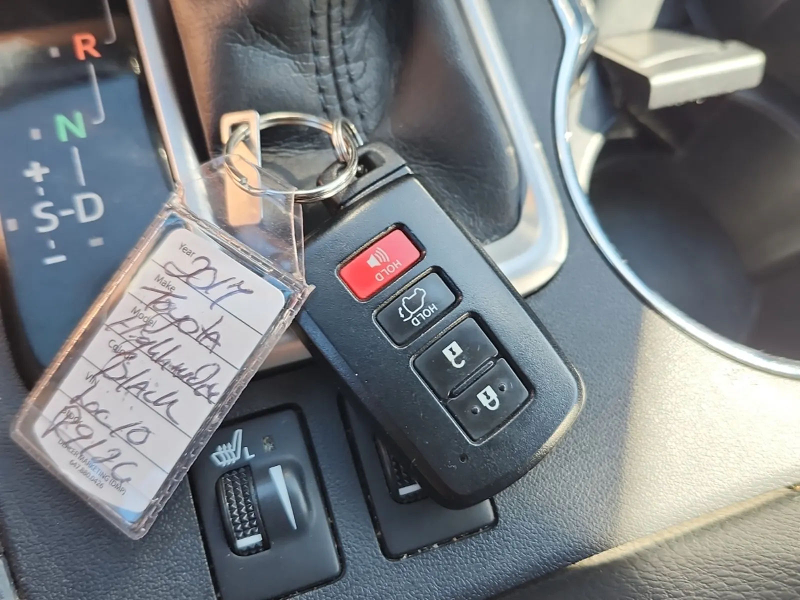 Keys/Fobs/Manual Photo