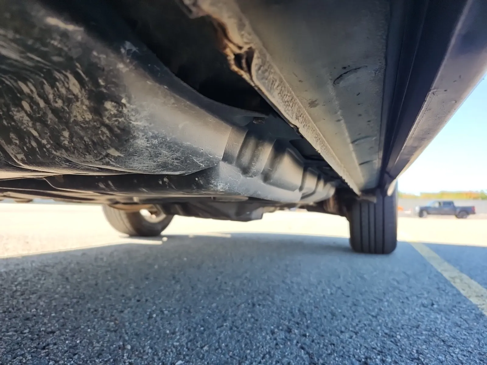 Undercarriage - Driver Photo
