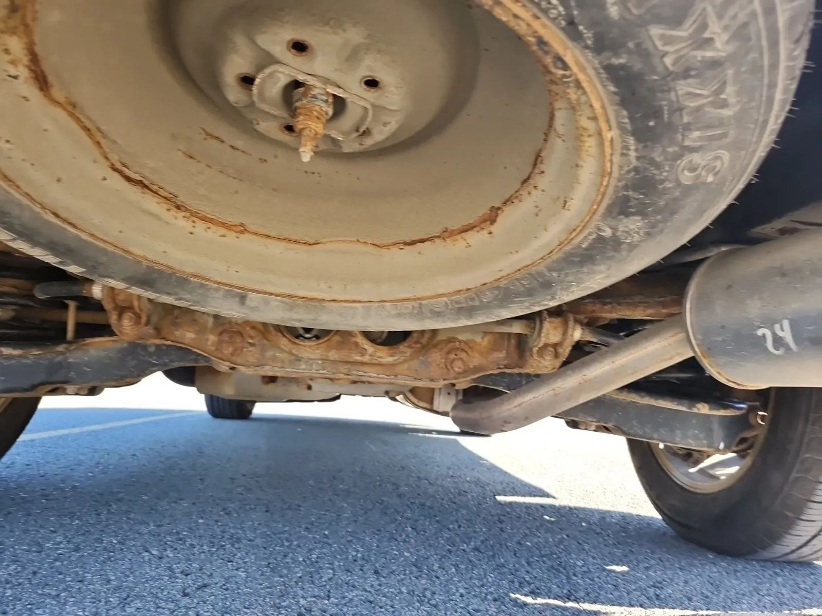 Spare Tire & Wheel Photo