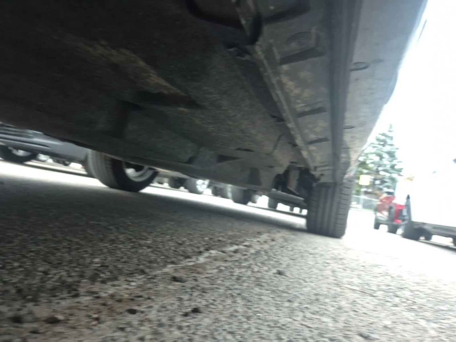 Undercarriage - Driver Photo