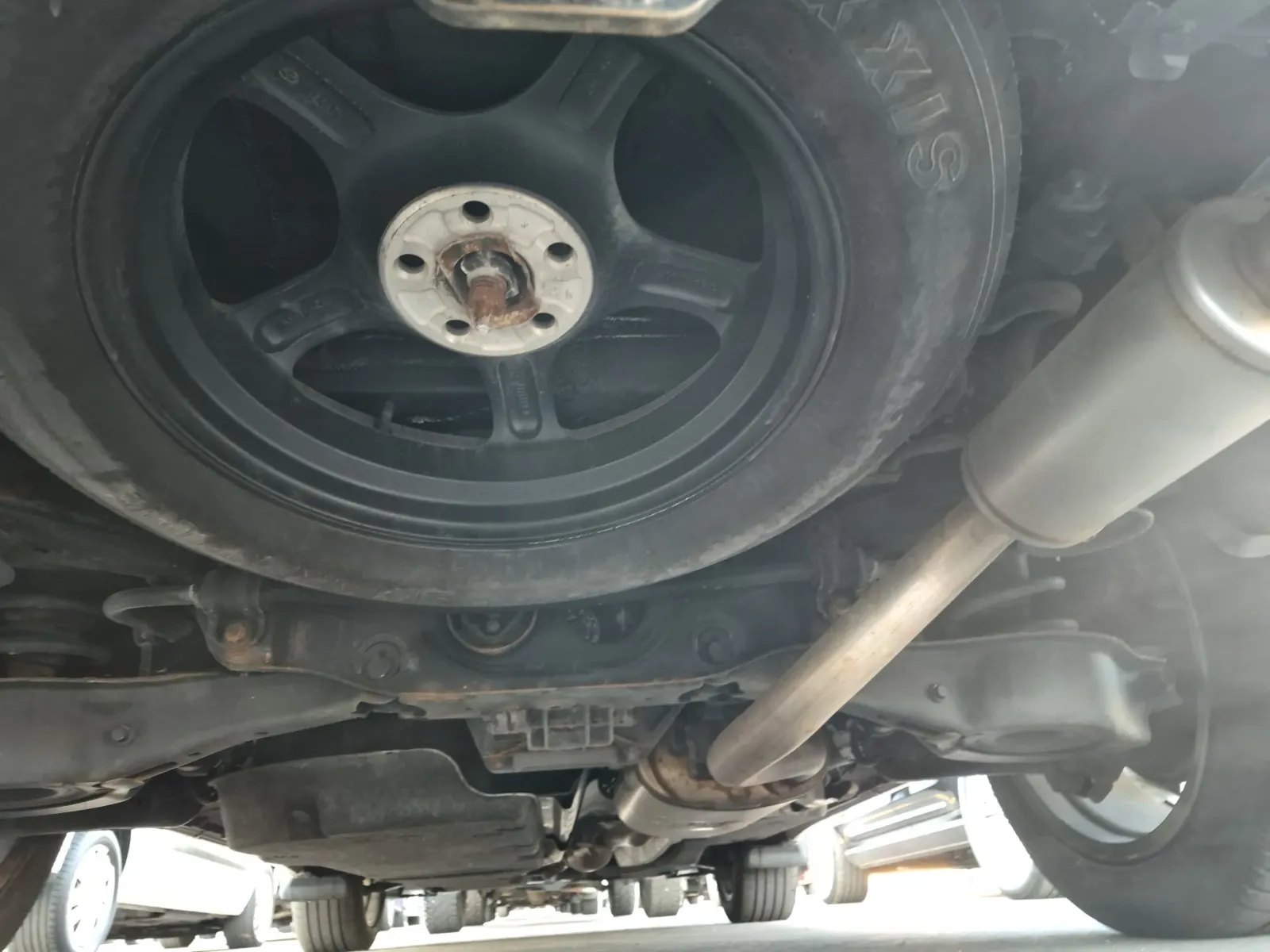 Spare Tire & Wheel Photo