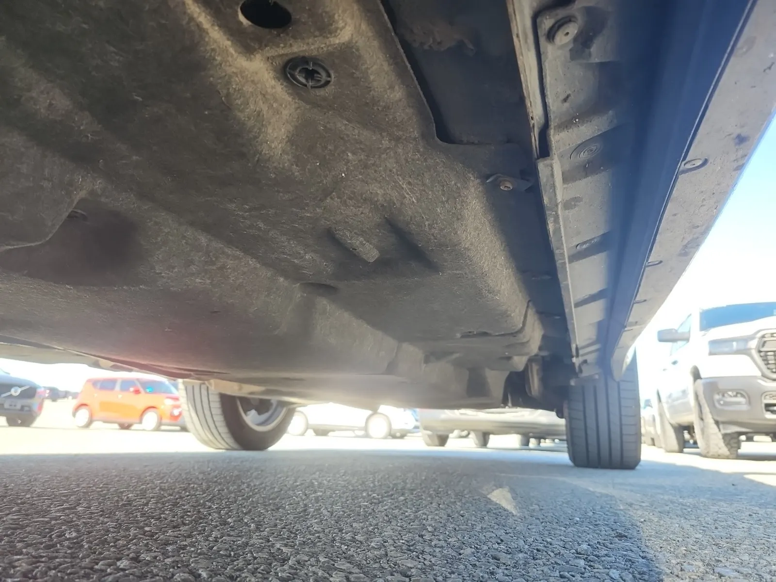 Undercarriage - Driver Photo