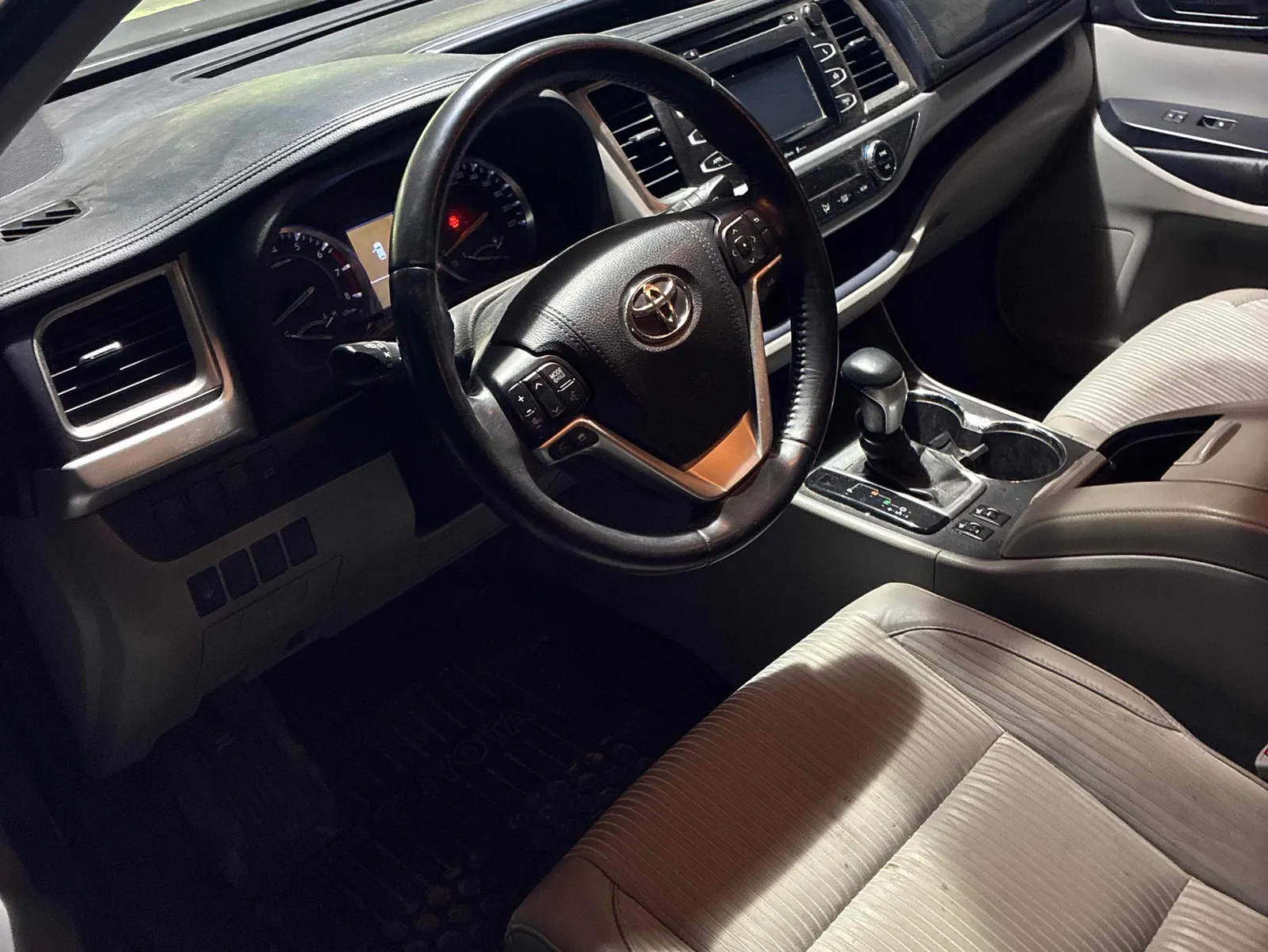 Interior driver side