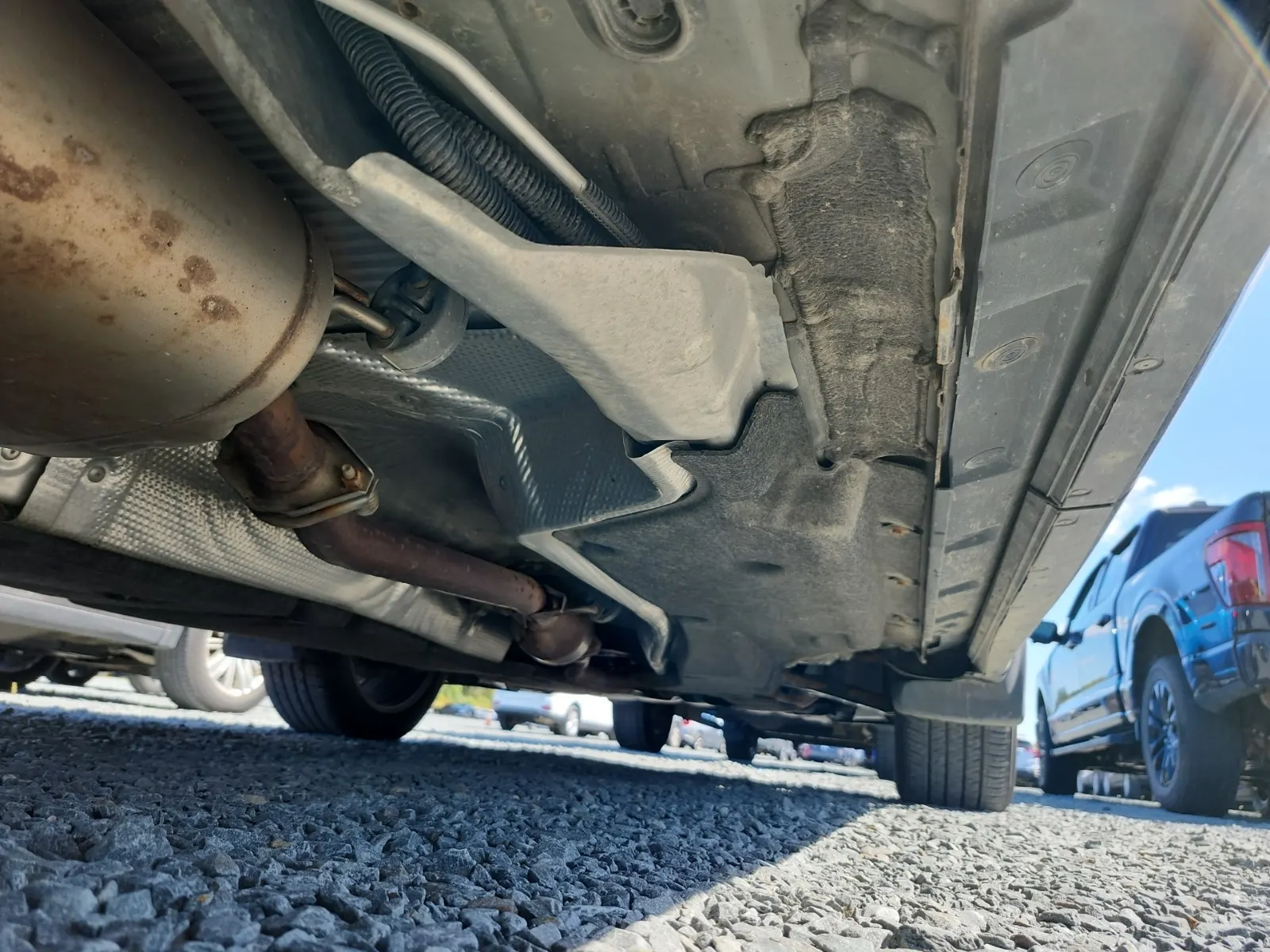 Undercarriage - Passenger Photo