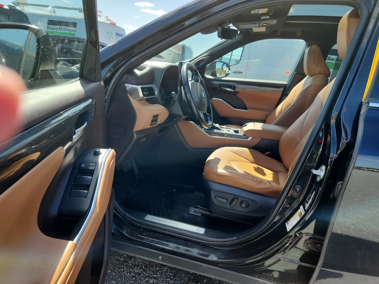 Front Interior Photo