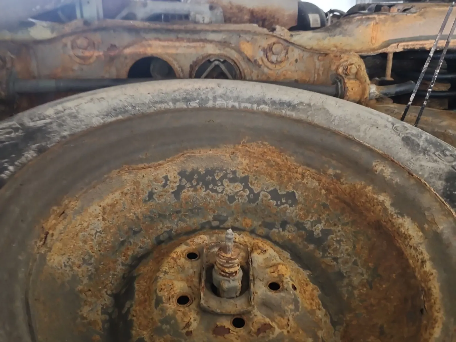 Spare Tire & Wheel Photo