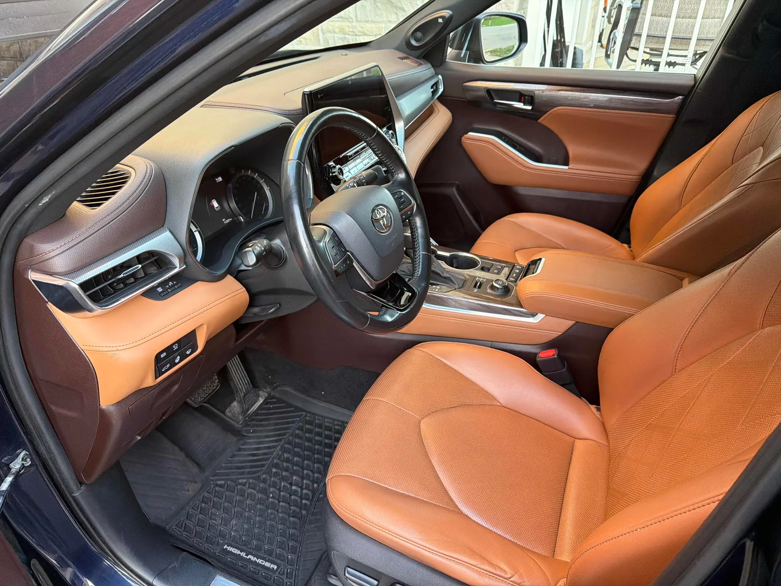 Interior driver side