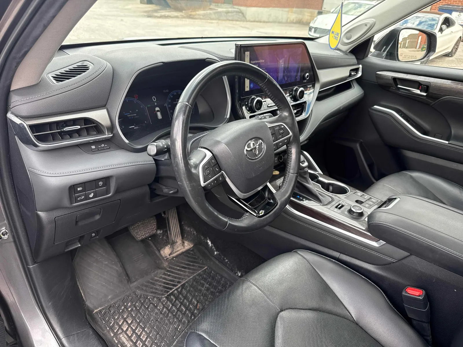 Interior driver side