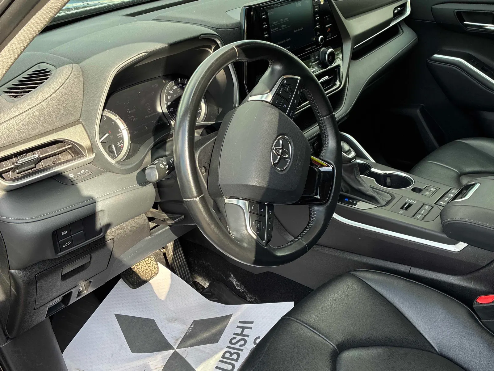 Interior driver side