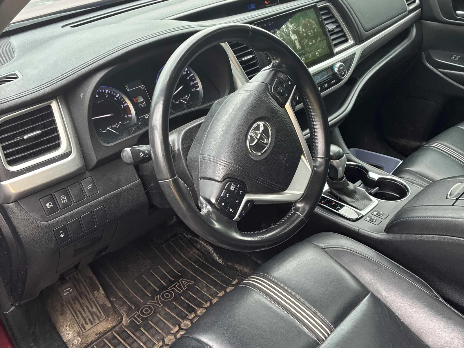 Interior driver side