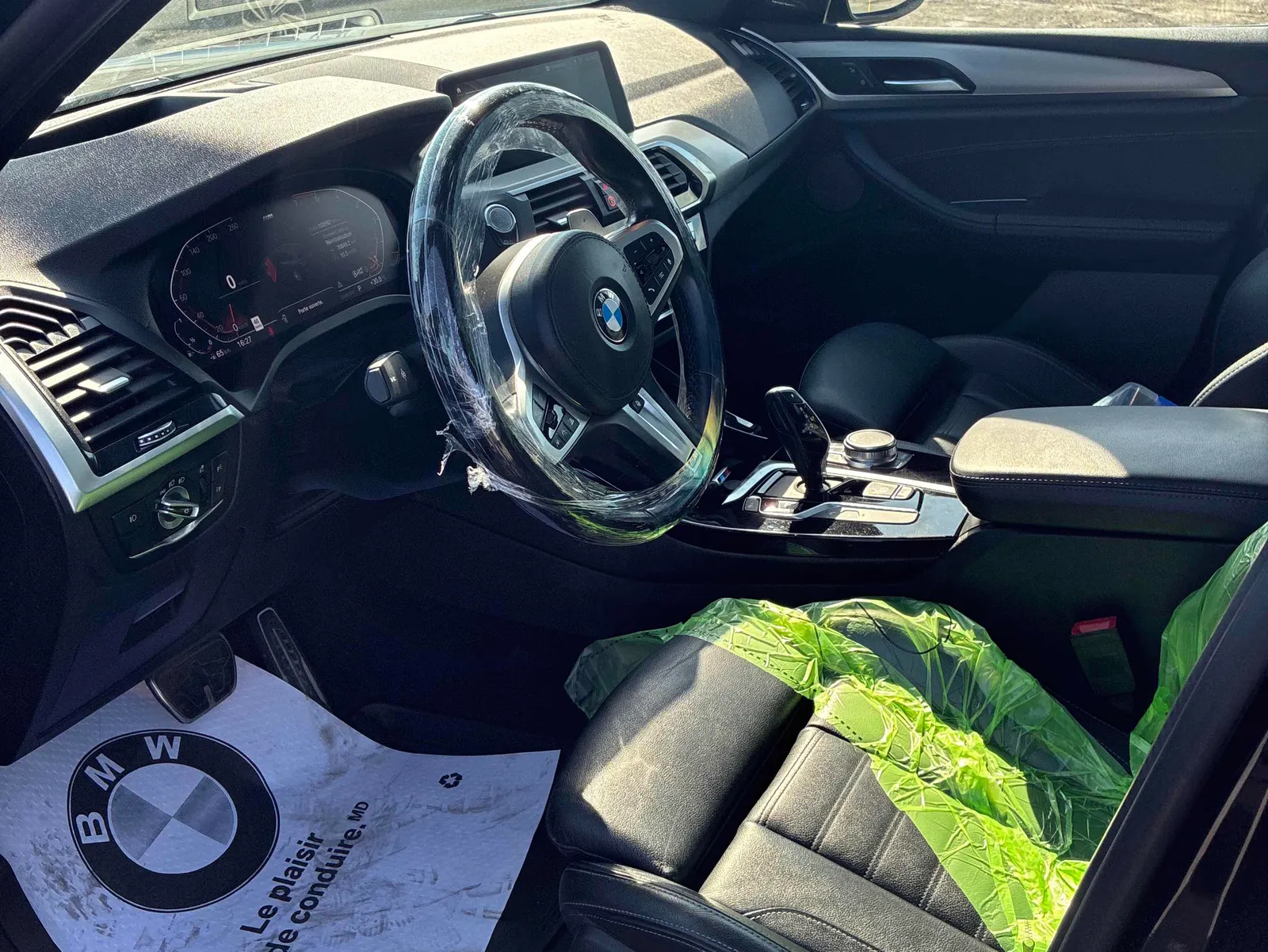 Interior driver side