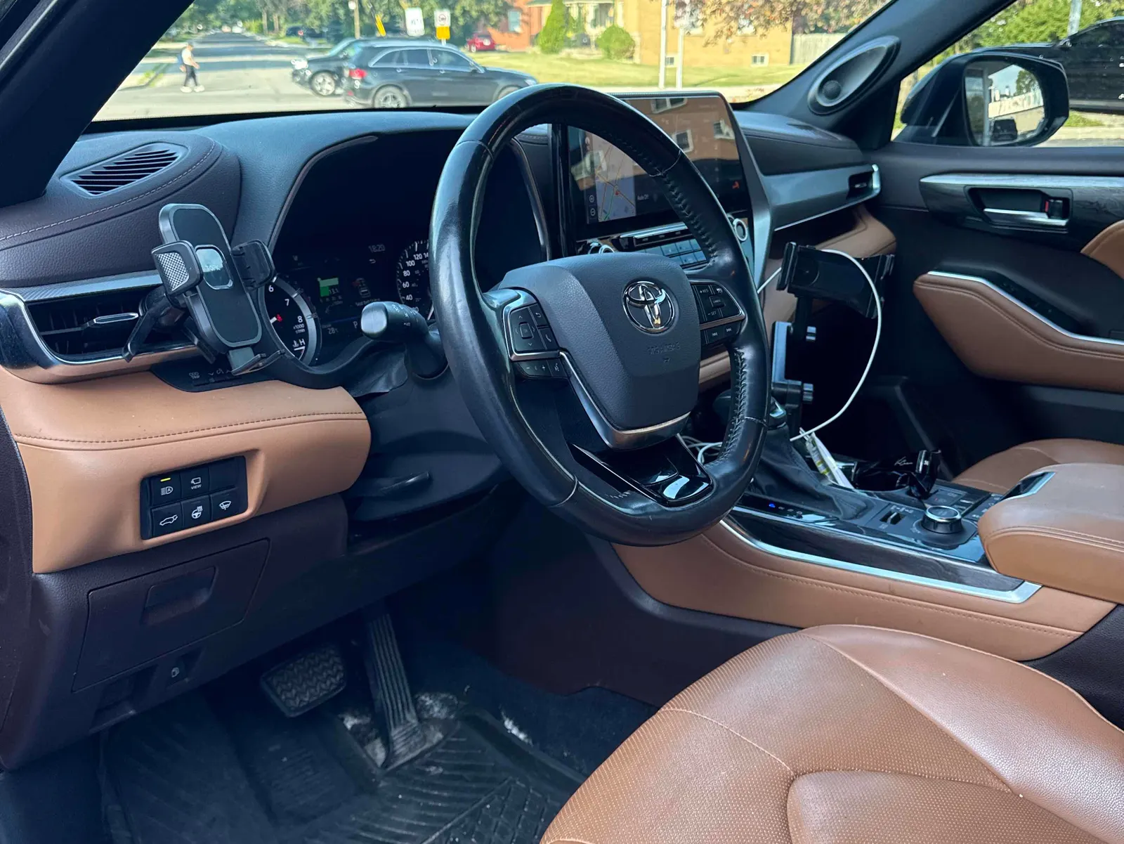 Interior driver side