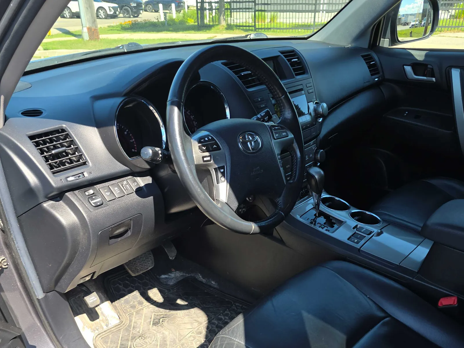 Interior driver side