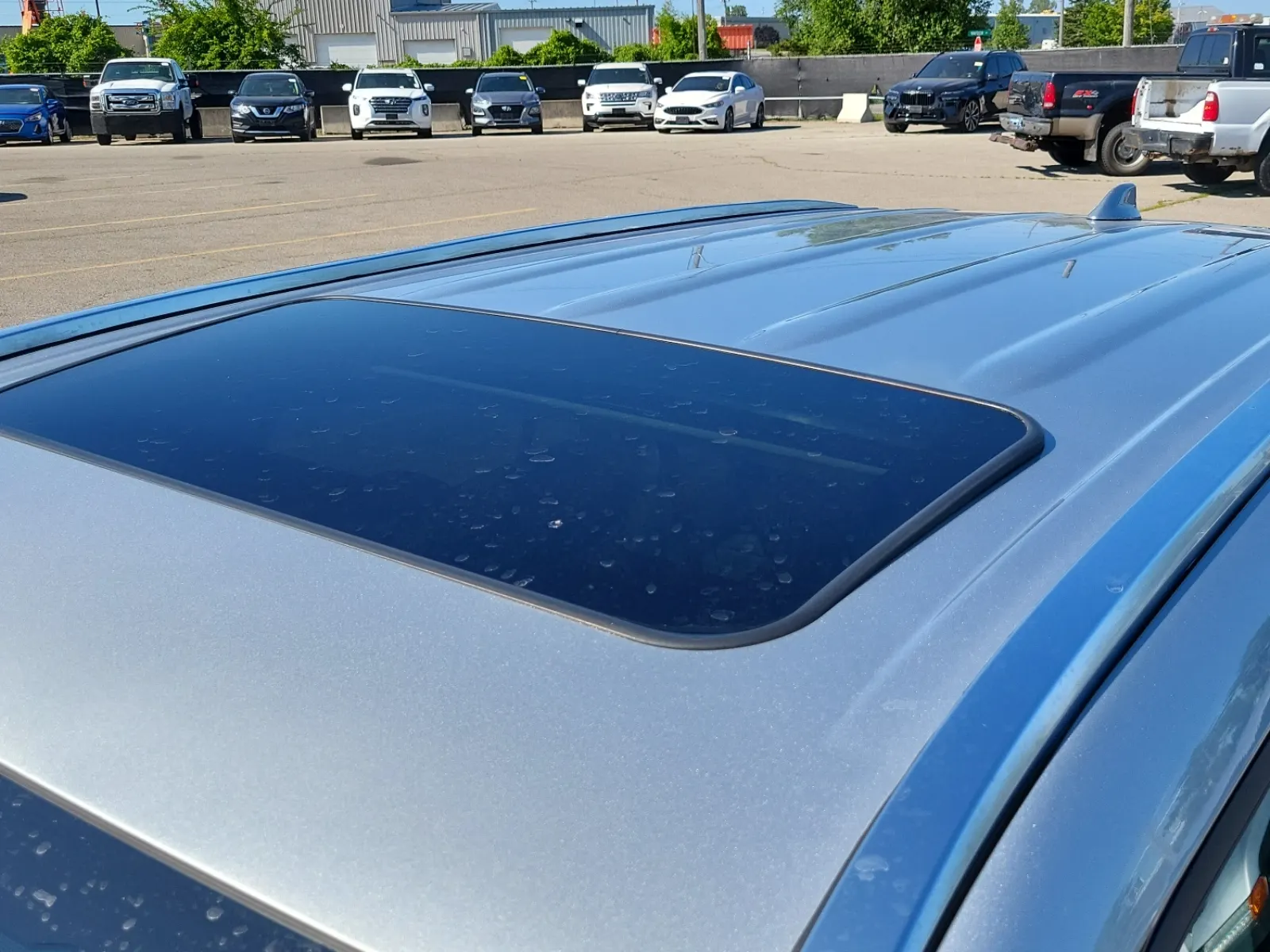 Exterior Roof Photo