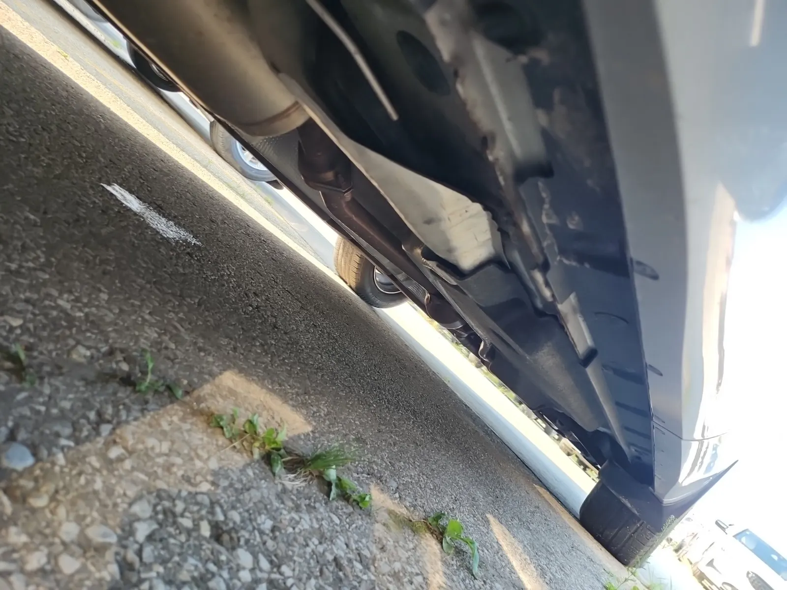 Undercarriage - Passenger Photo