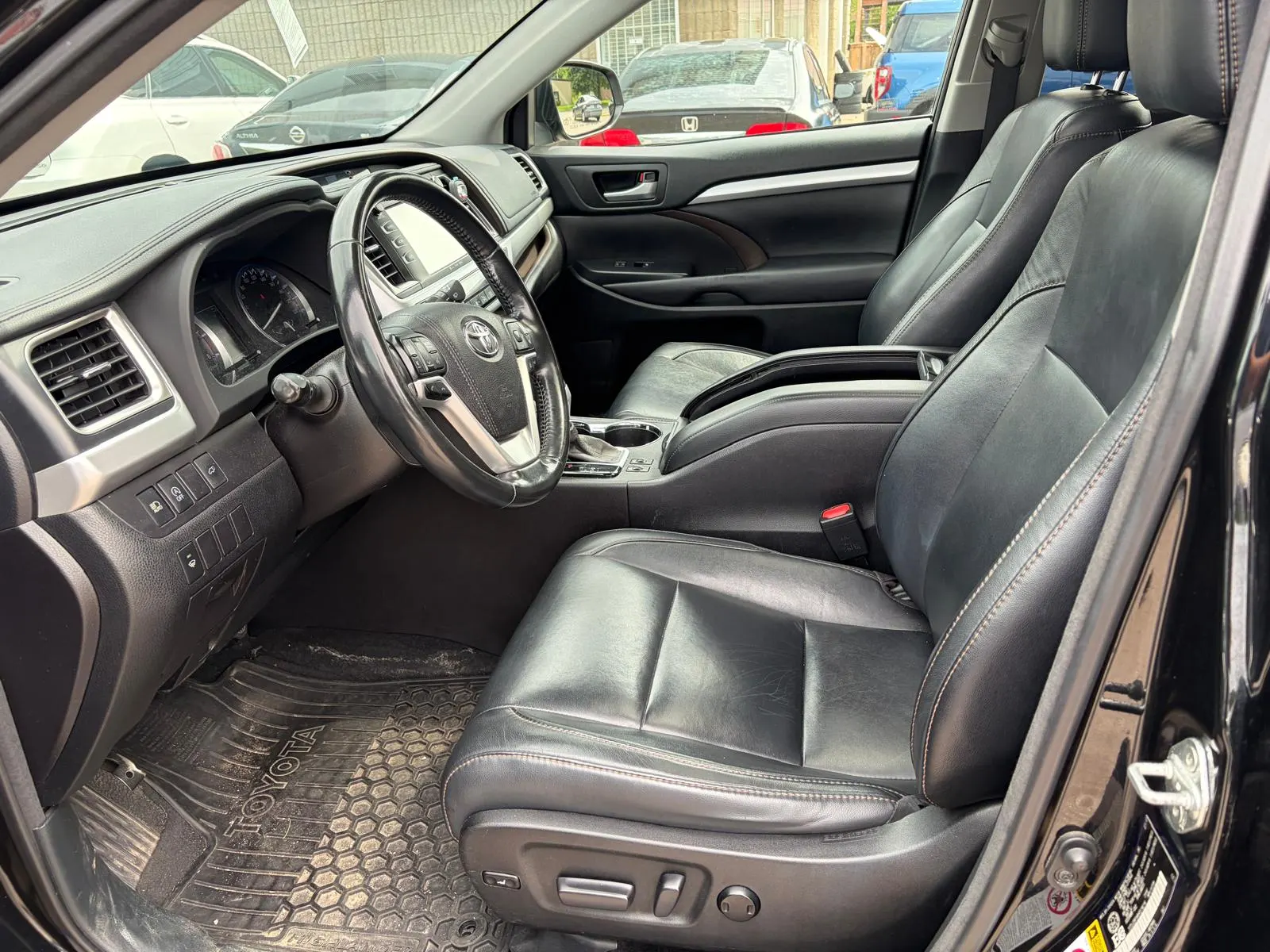 Interior driver side