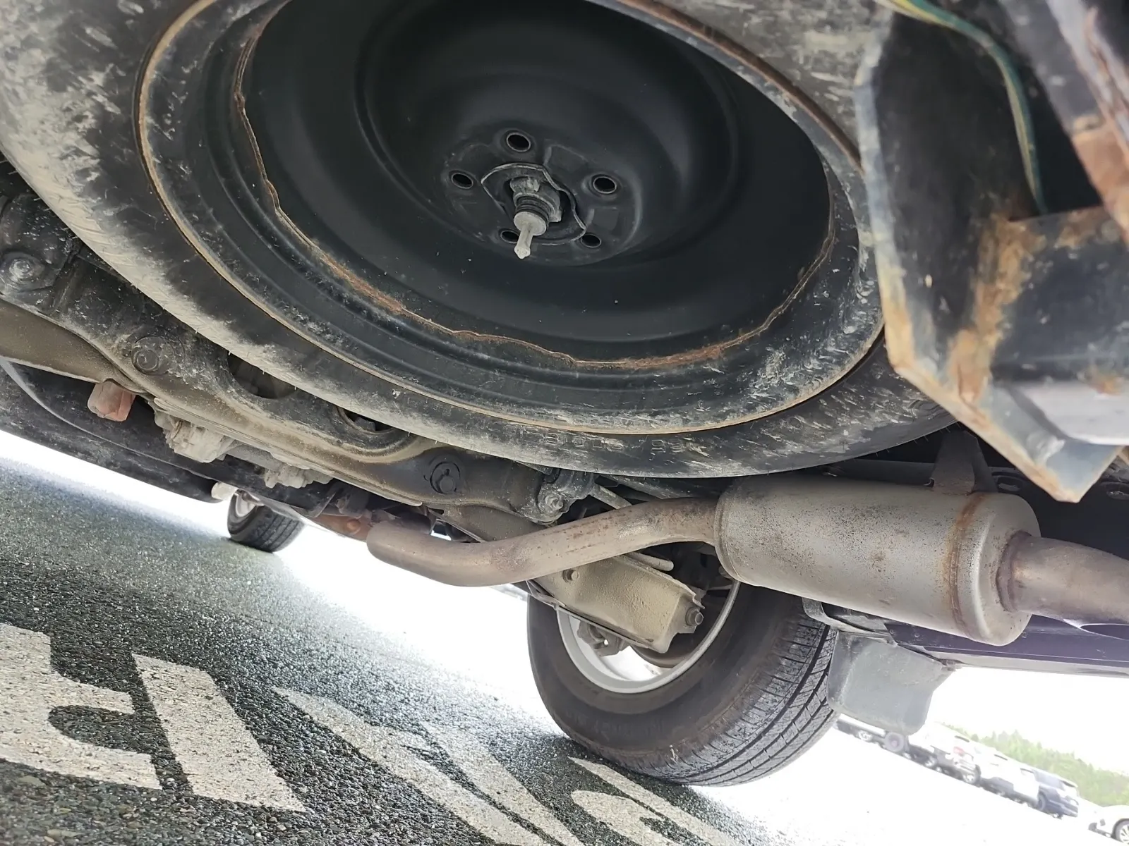 Spare Tire & Wheel Photo
