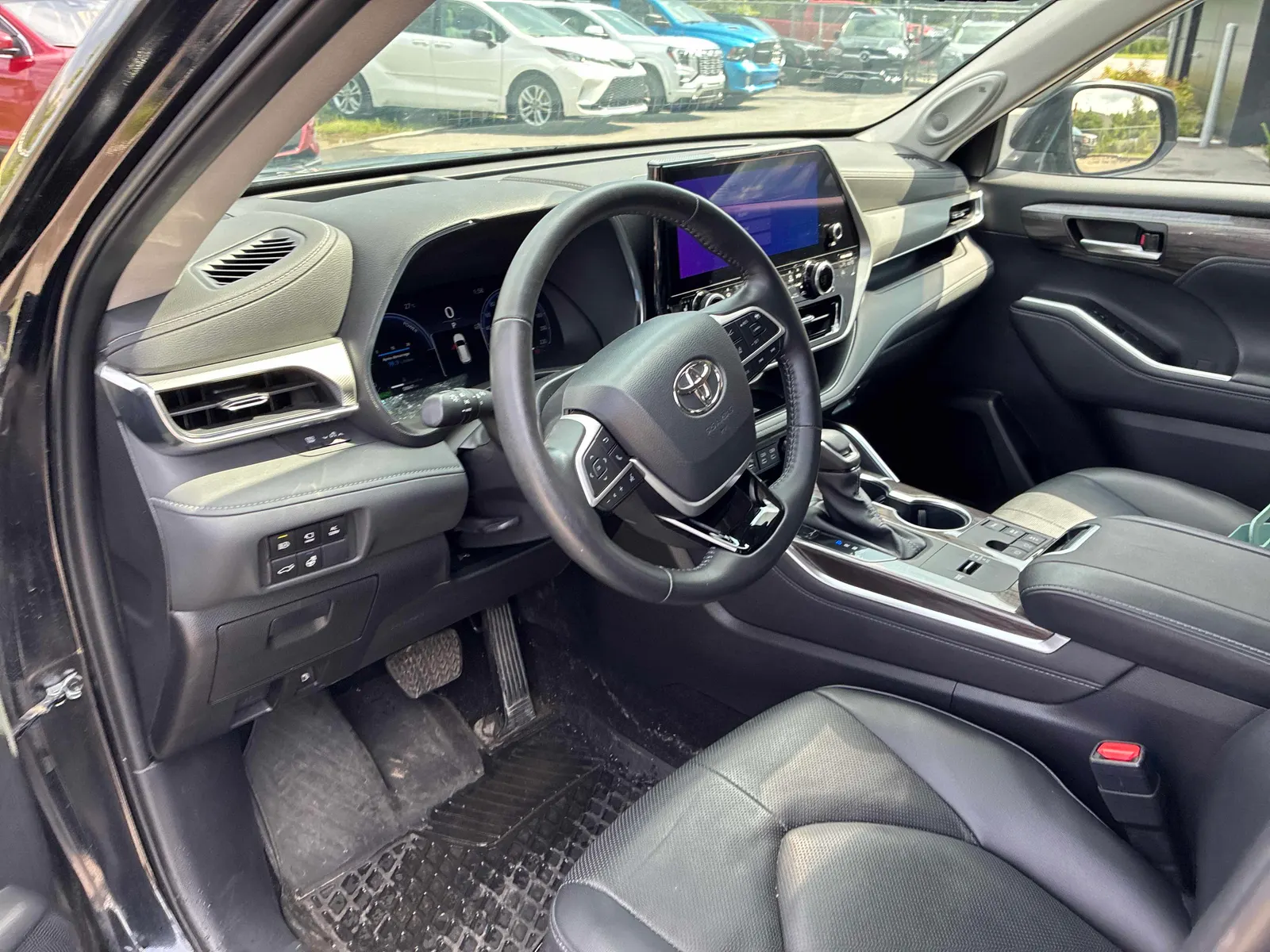 Interior driver side