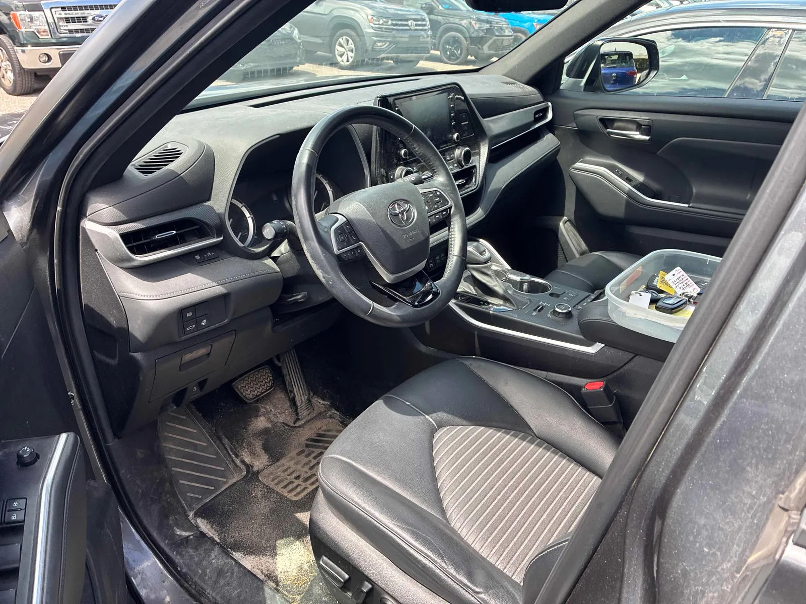 Interior driver side