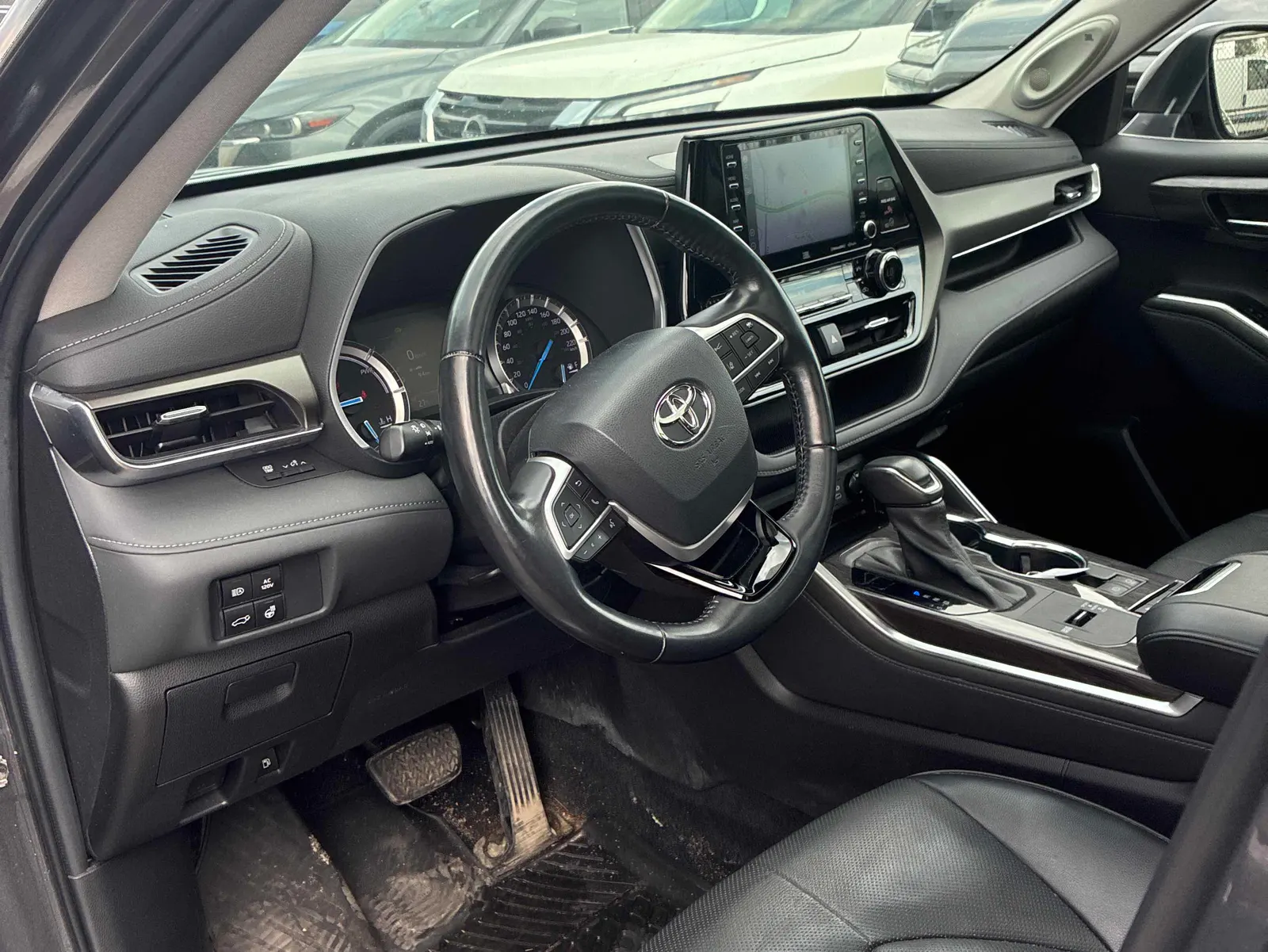 Interior driver side