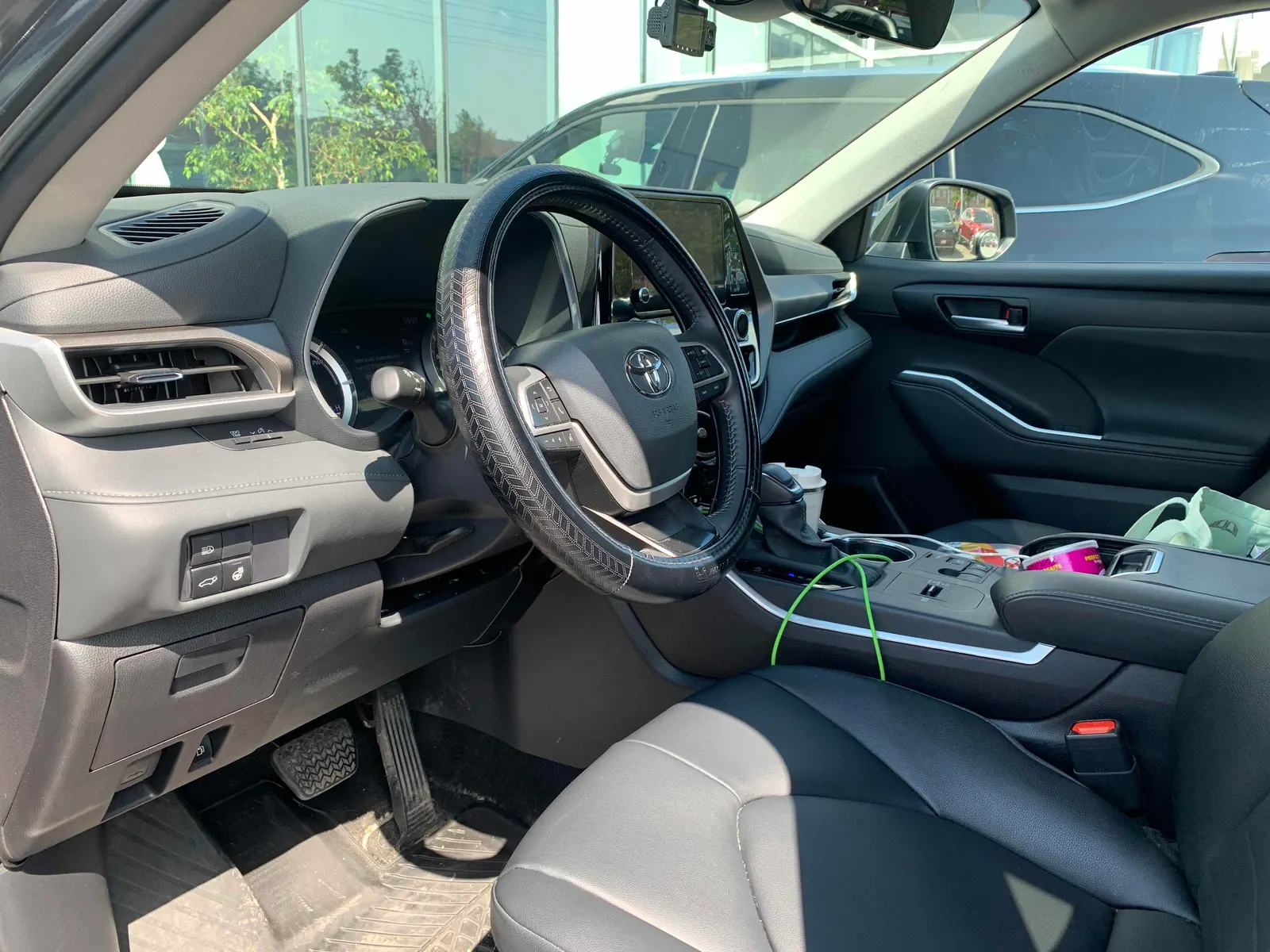 Interior driver side