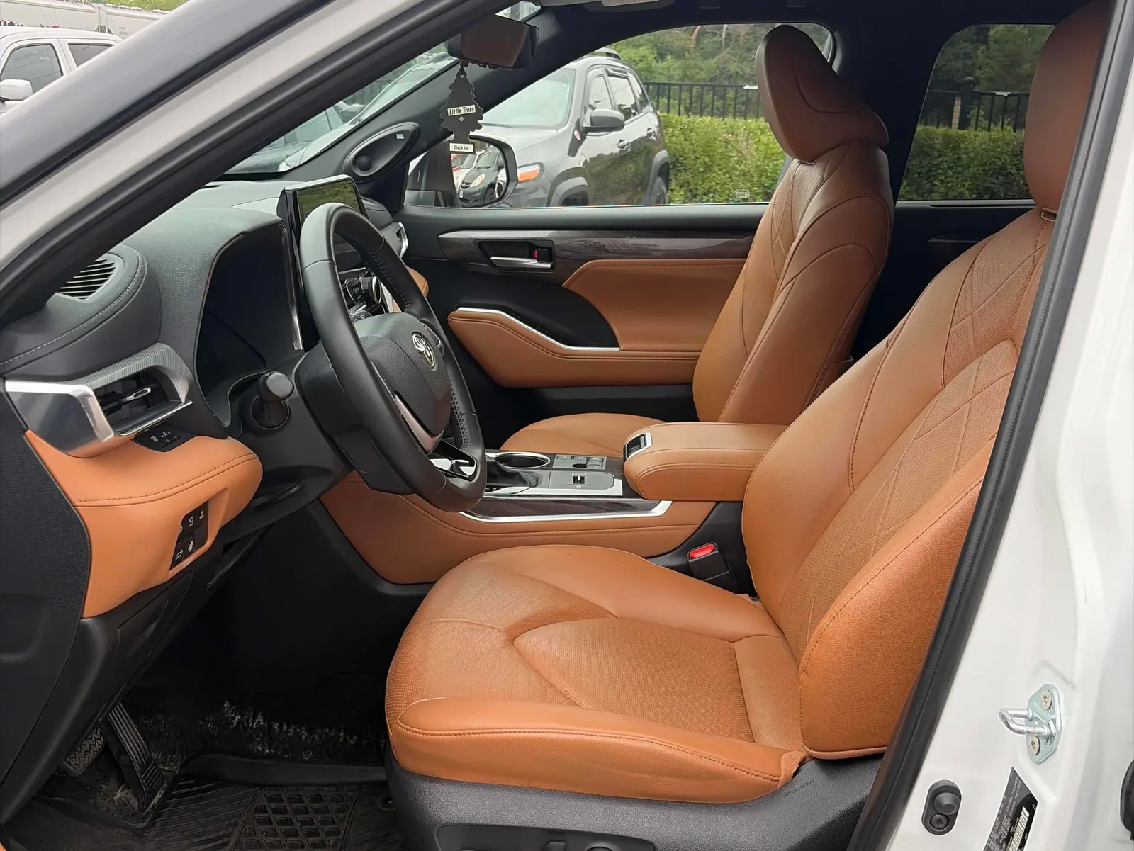Interior driver side