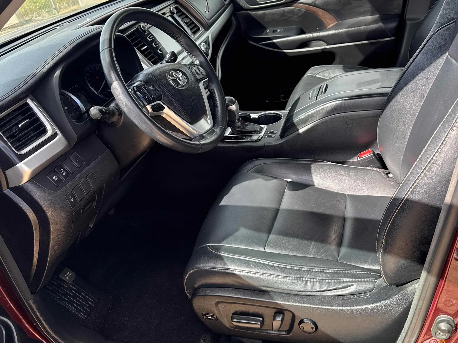 Interior driver side