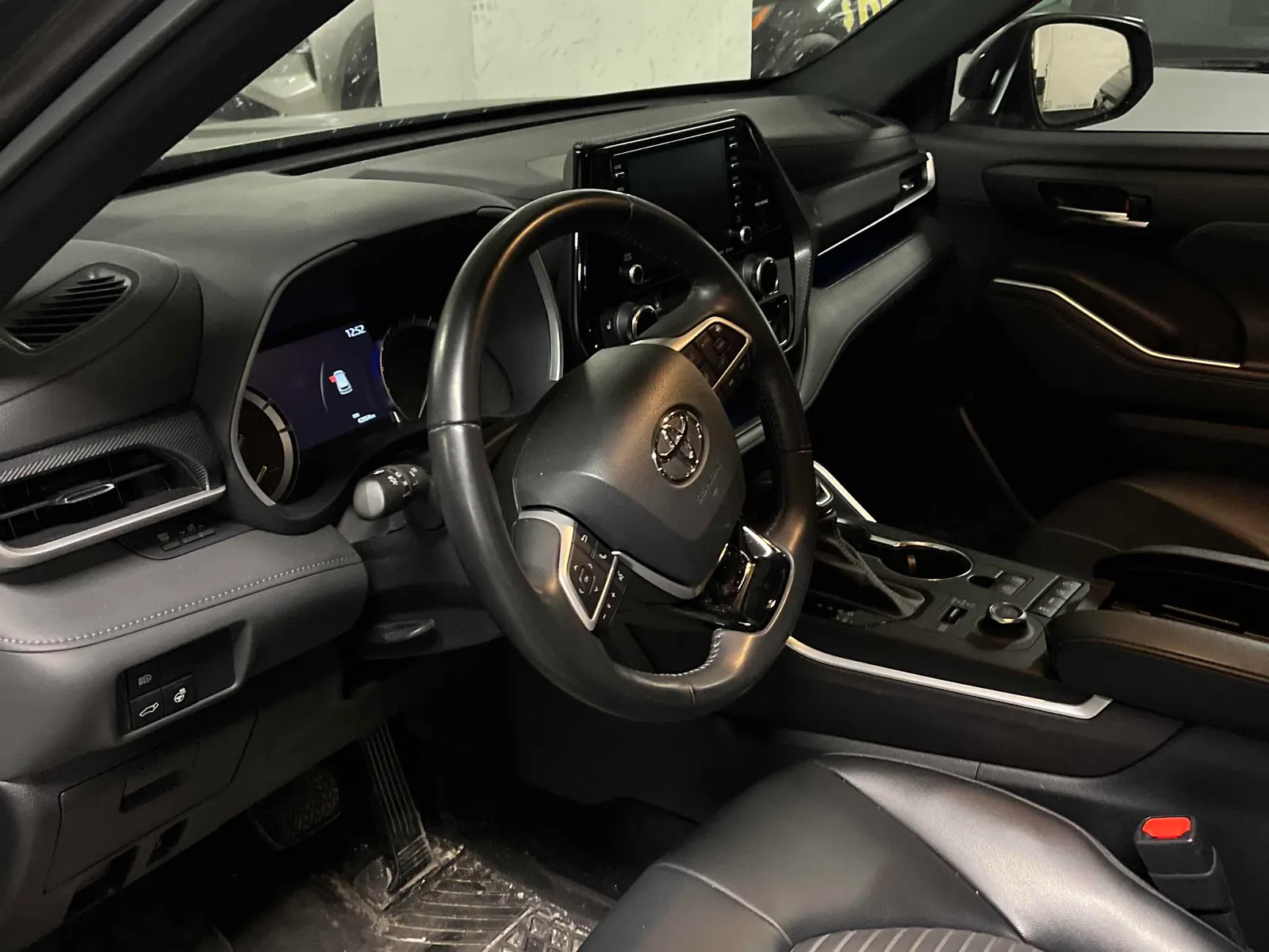 Interior driver side