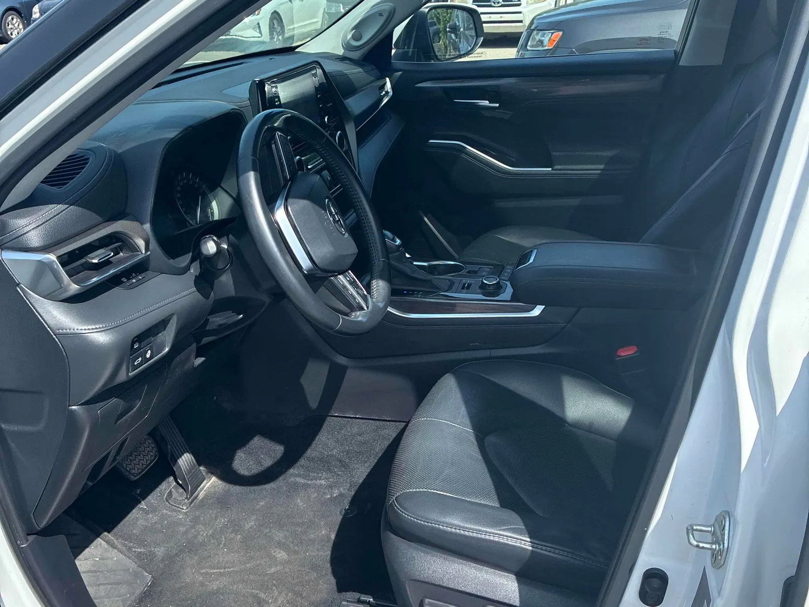 Interior driver side