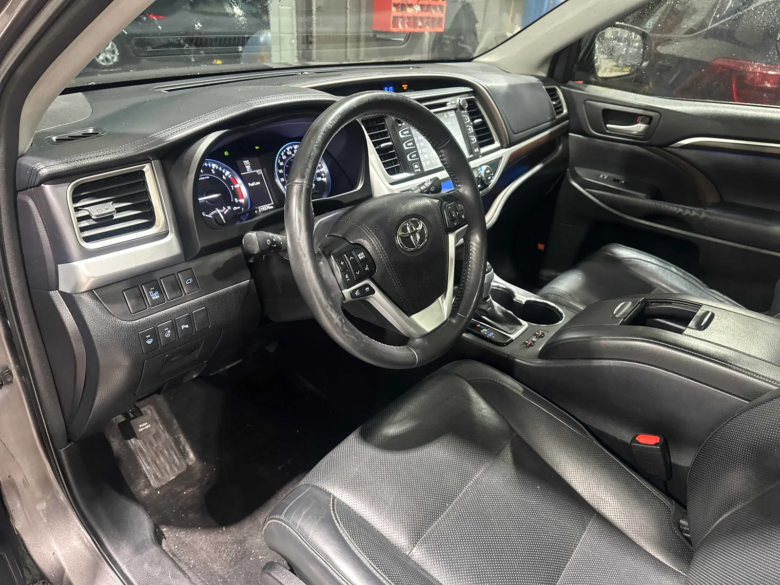 Interior driver side