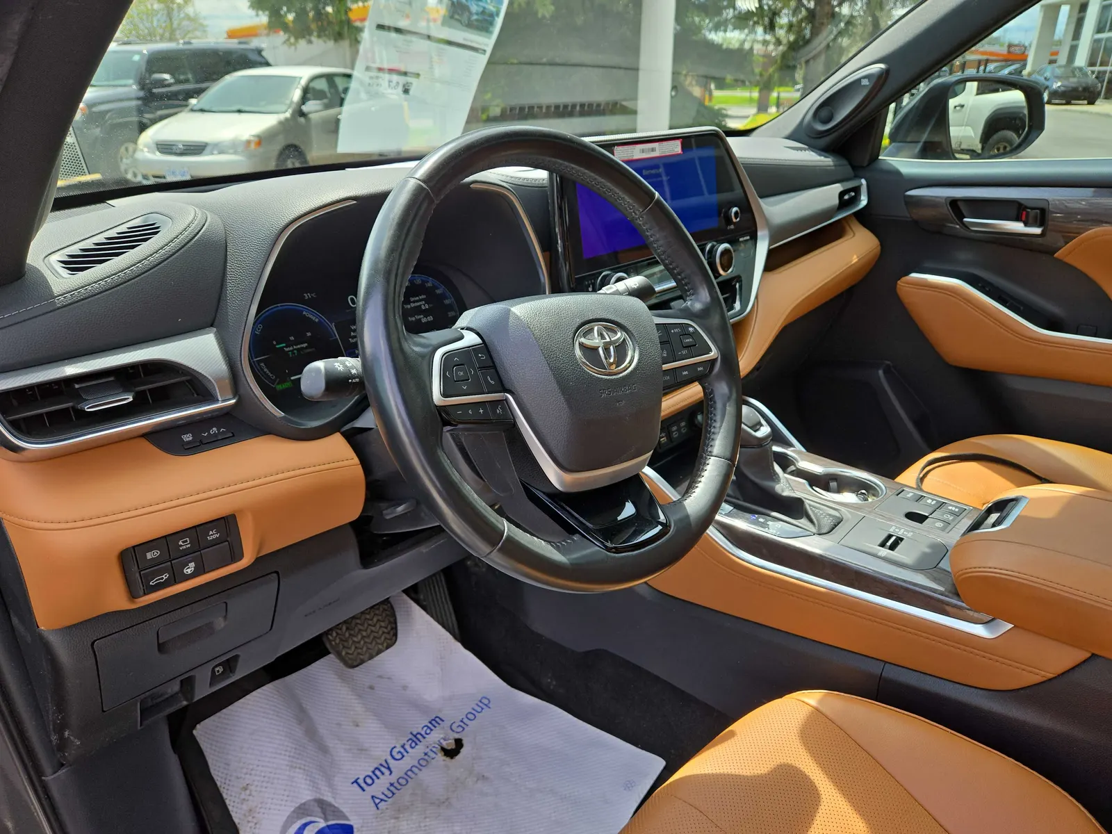 Interior driver side