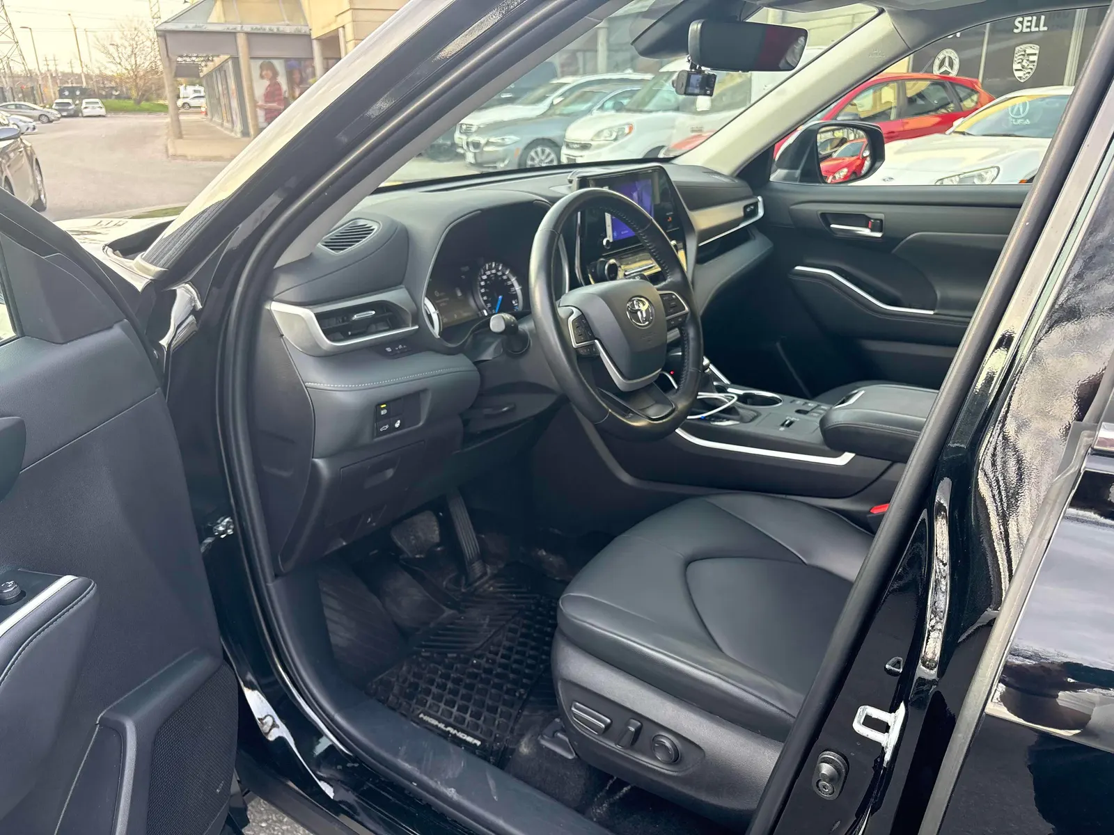 Interior driver side